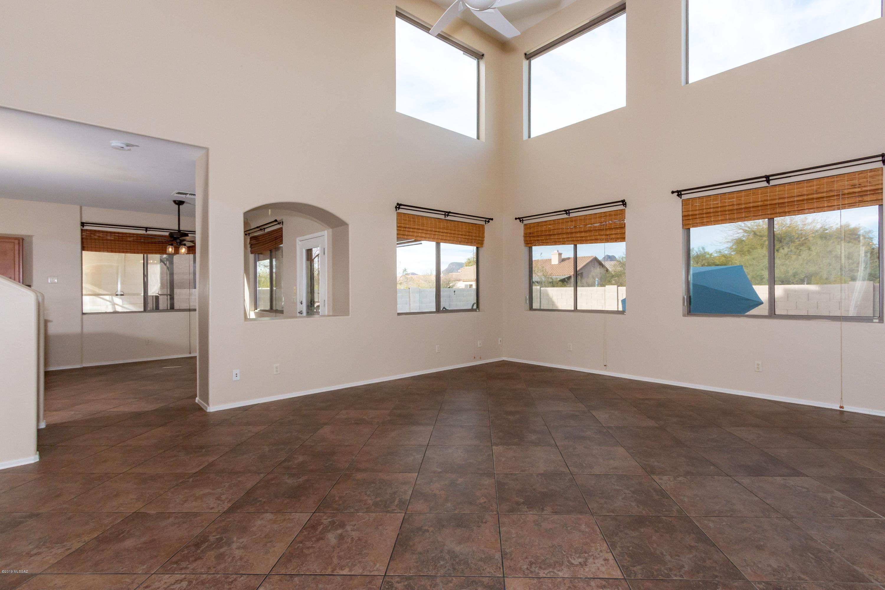 Silverbell Place (1-153) - Residential