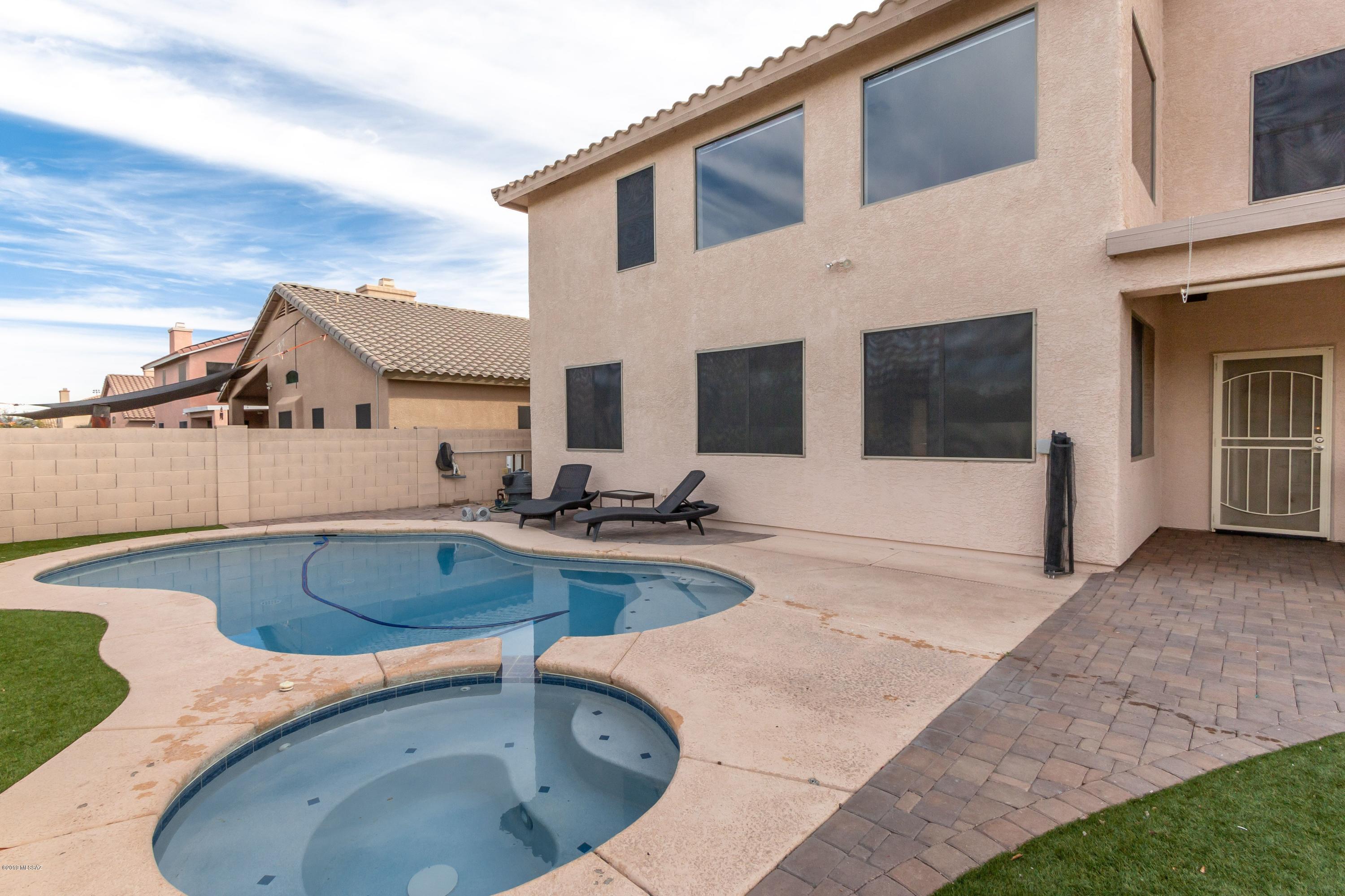 Silverbell Place (1-153) - Residential