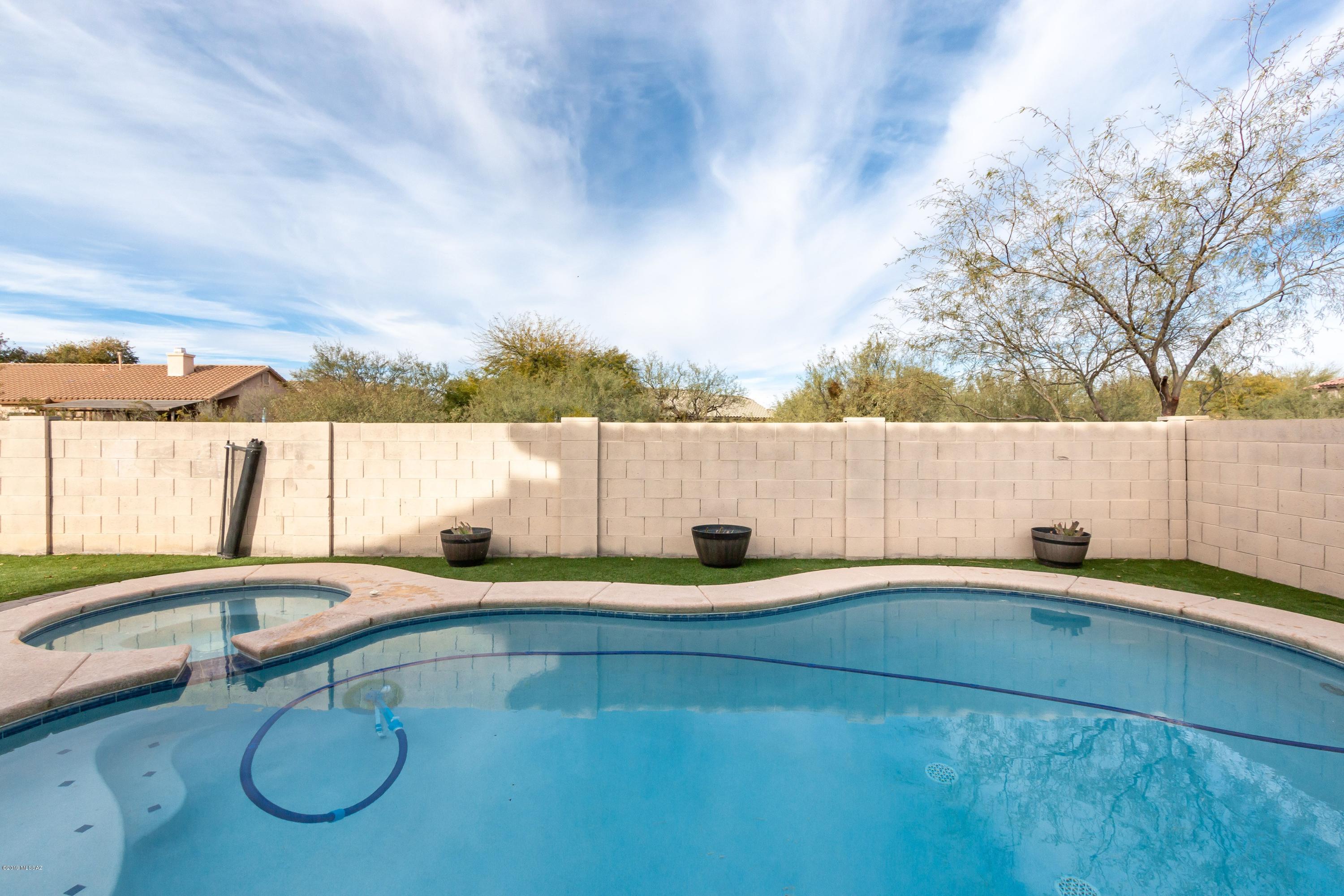 Silverbell Place (1-153) - Residential