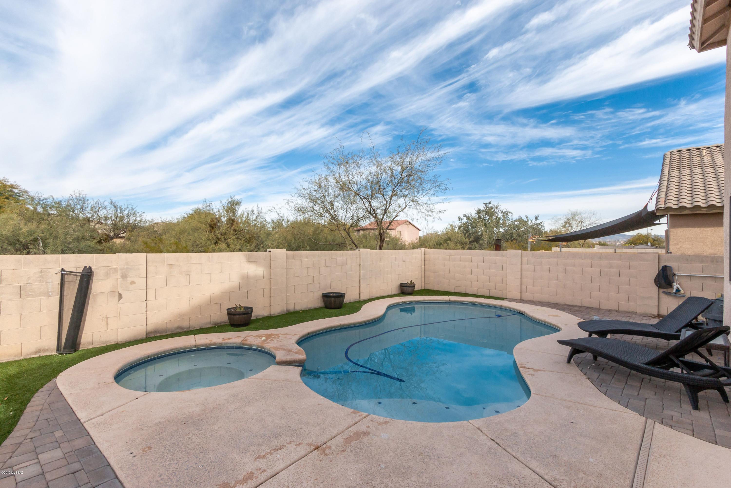 Silverbell Place (1-153) - Residential