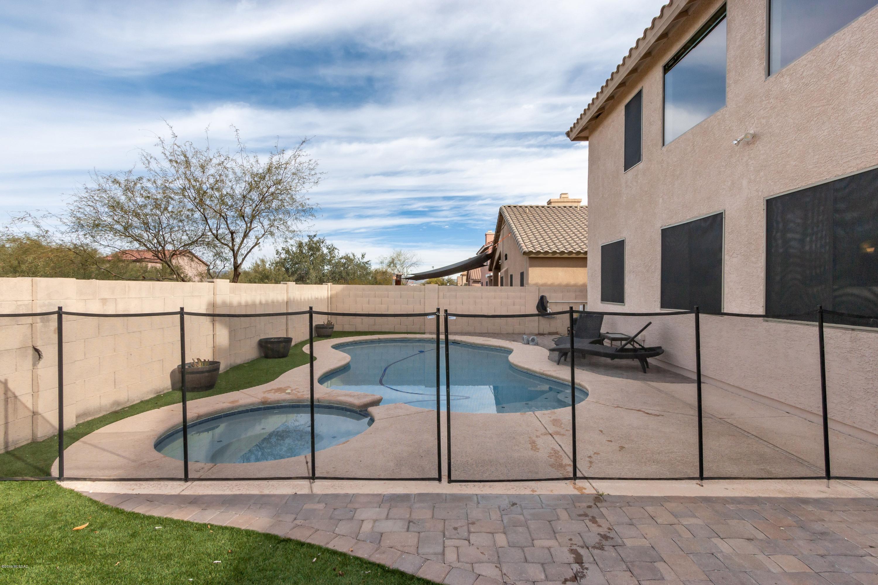 Silverbell Place (1-153) - Residential