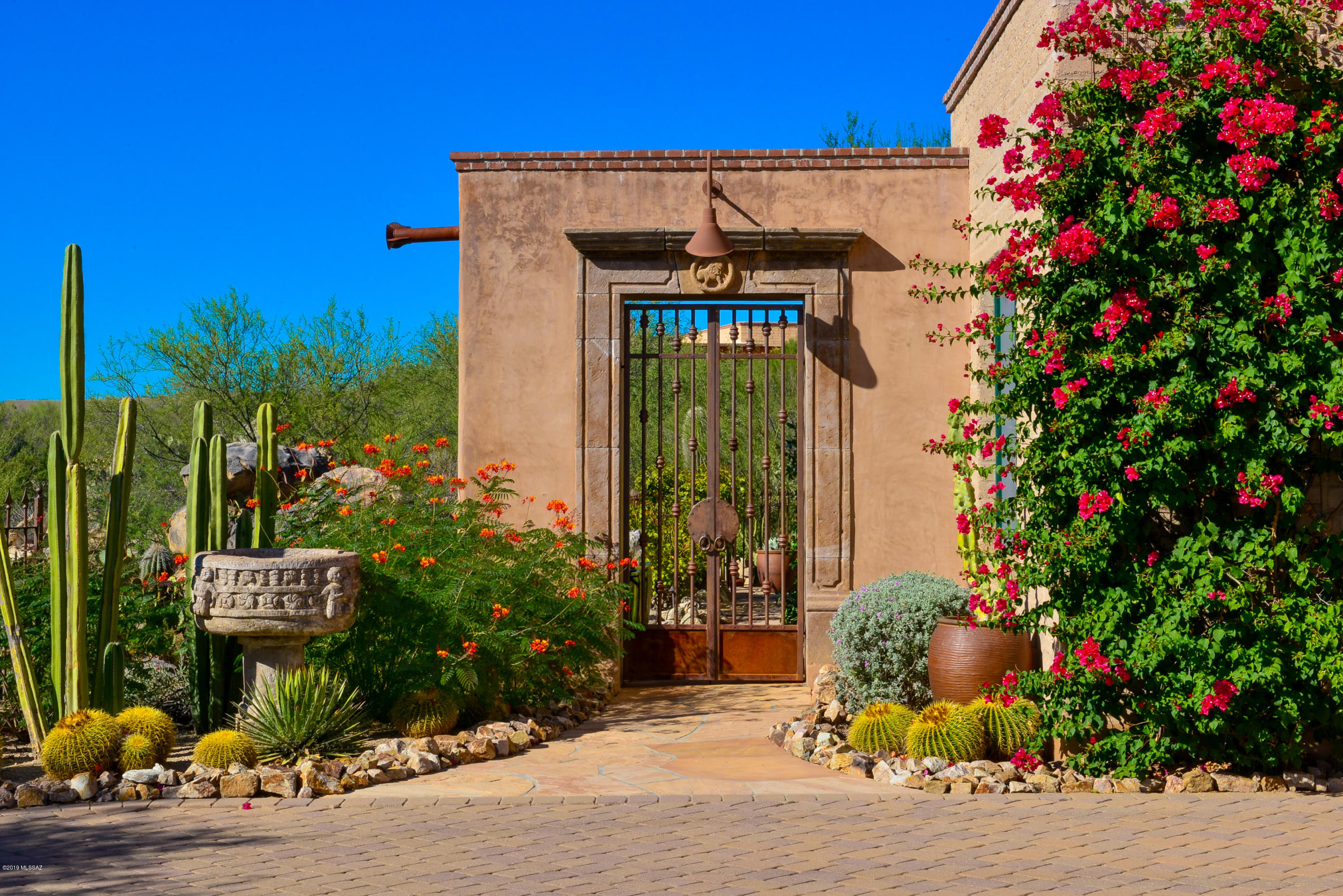 Honey Bee Ridge(The Estates At) - Residential