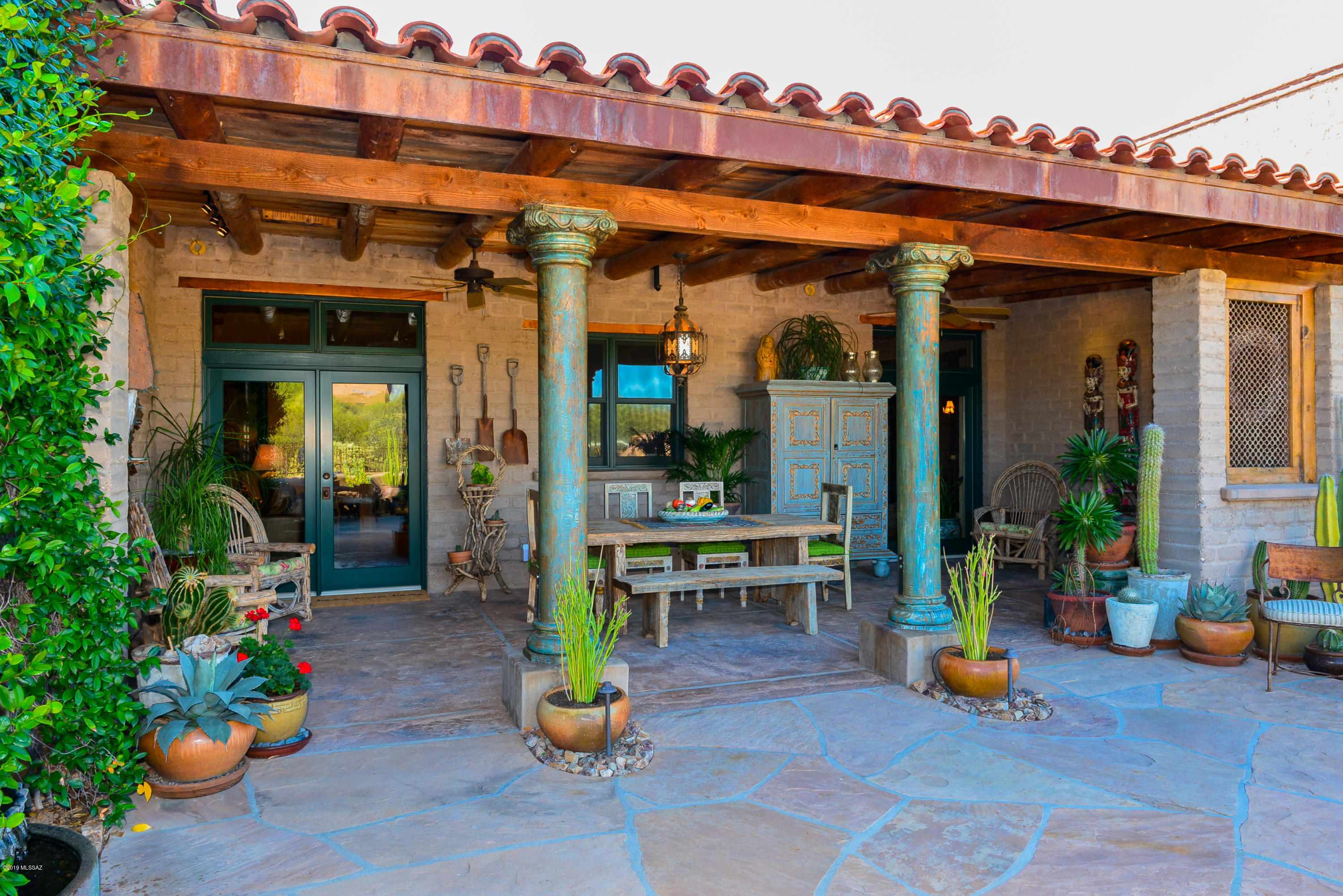 Honey Bee Ridge(The Estates At) - Residential