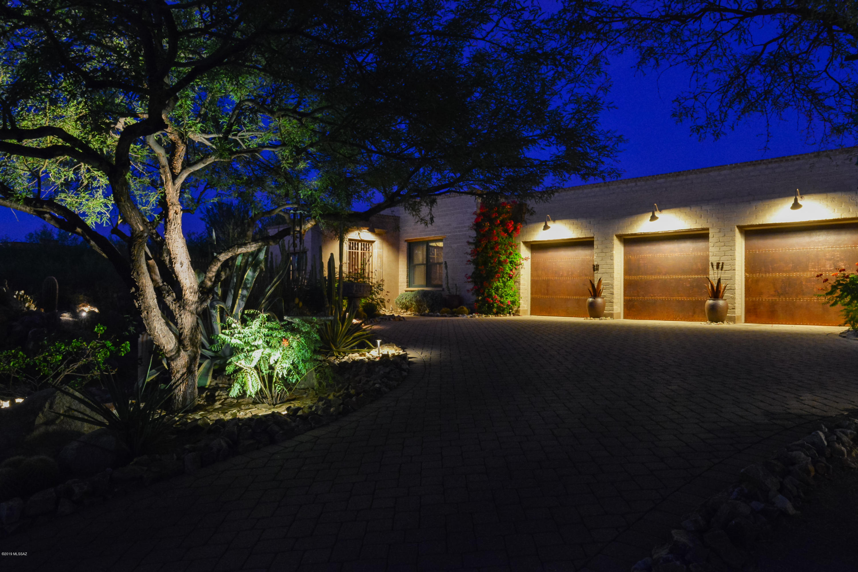 Honey Bee Ridge(The Estates At) - Residential