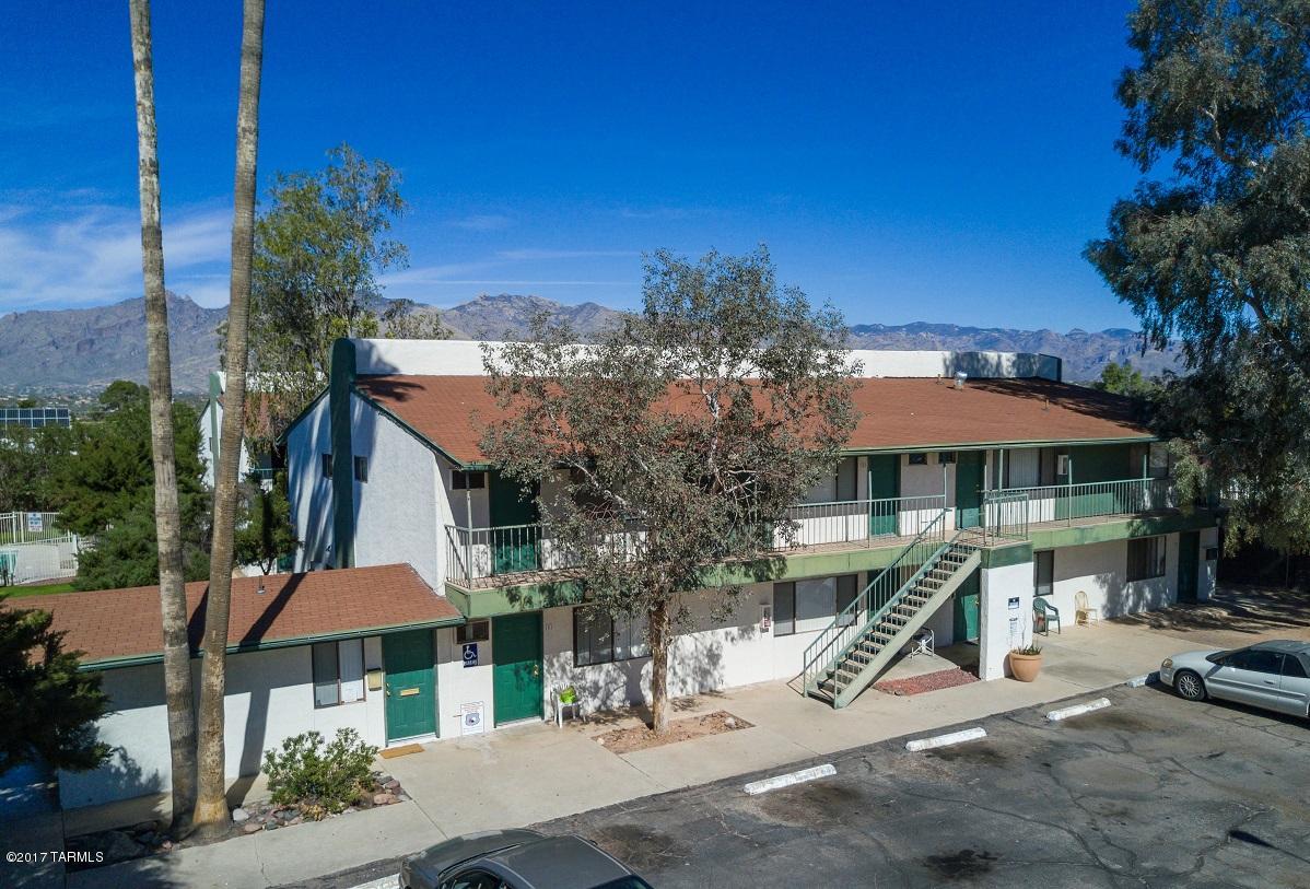 This property is now open for bid with a bid deadline of October 16th. The list price is no way reflective of what the seller may be willing to accept and will consider all offers.
32 unit multi-family ripe with potential.
Convert 16 units into full one bedroom units, lease up to stabilization at market rates and purchase at an expected 11% cap rate based on resulting income and expenses central strong rental market location.