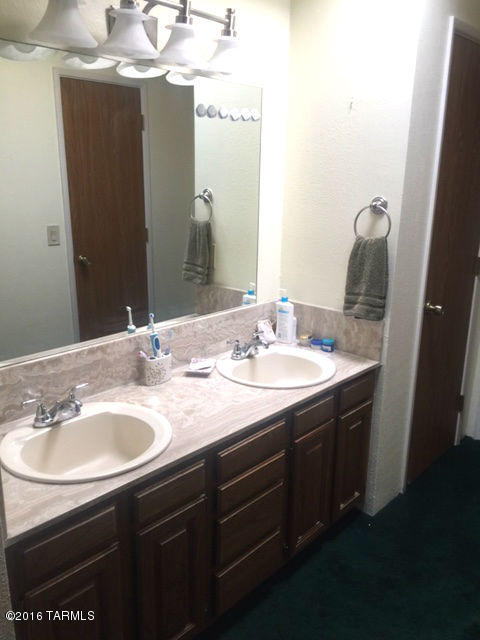 Linden Place Condos (1-34) - Residential Lease