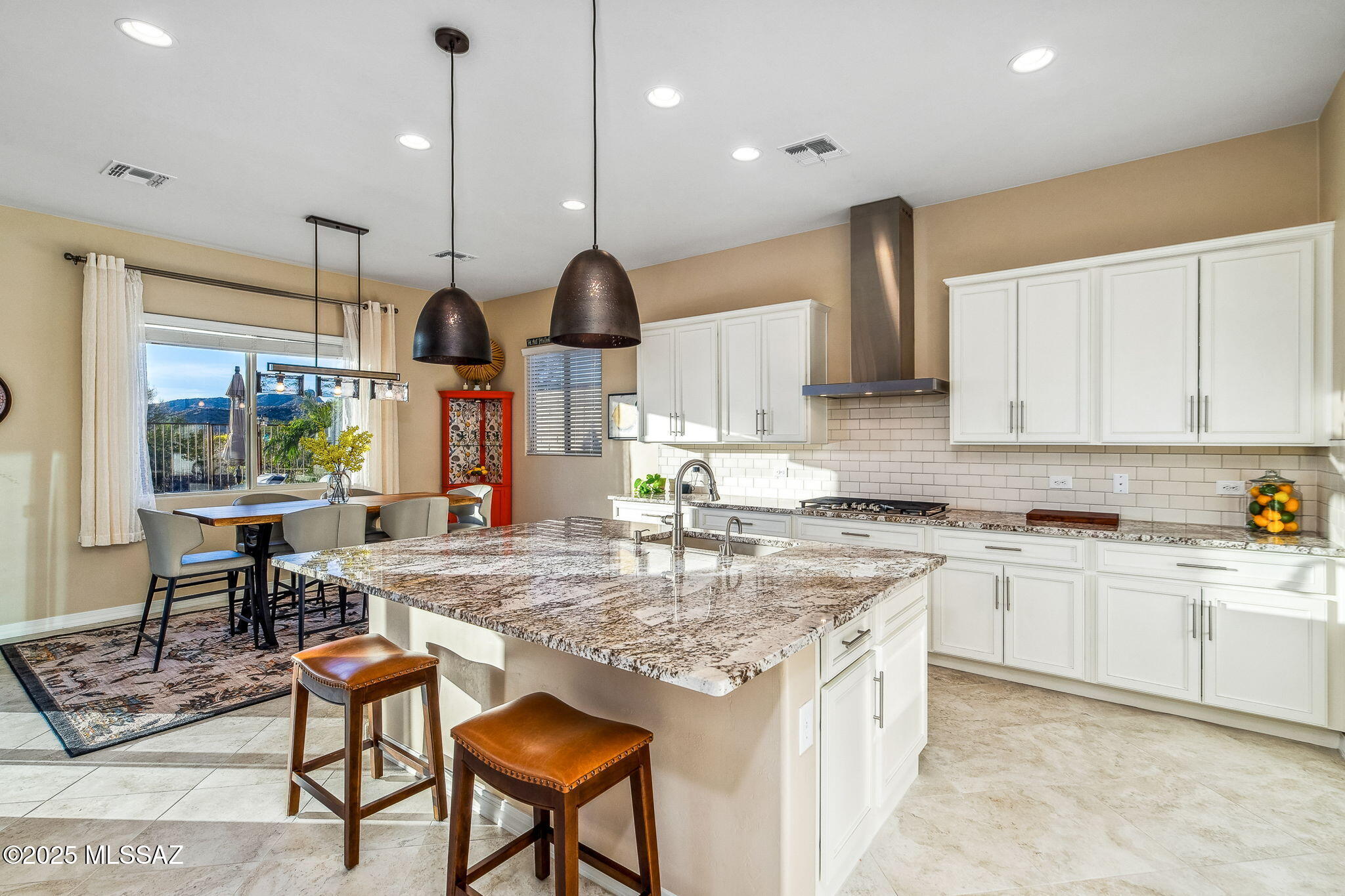 Boulder Bridge Pass II At Dove Mountain SQ20143250154 - Residential