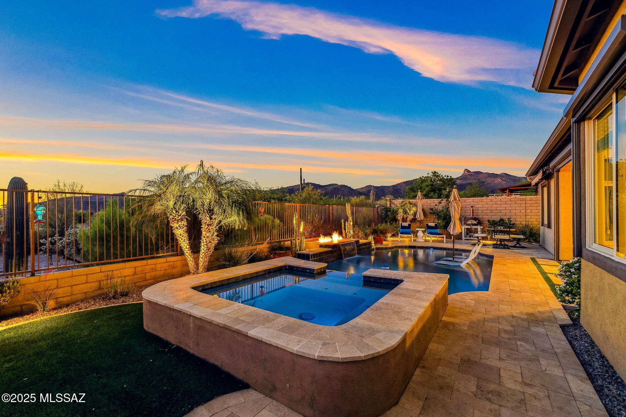 Boulder Bridge Pass II At Dove Mountain SQ20143250154 - Residential