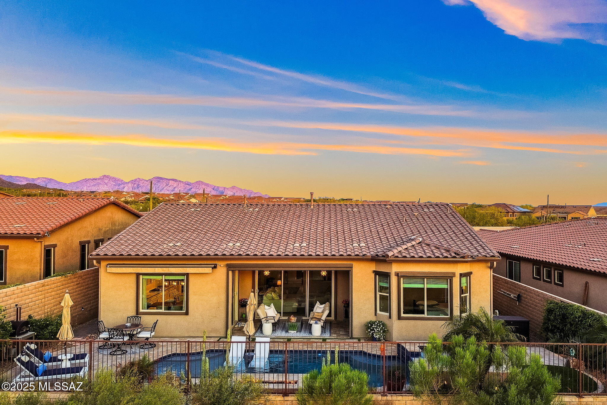 Boulder Bridge Pass II At Dove Mountain SQ20143250154 - Residential