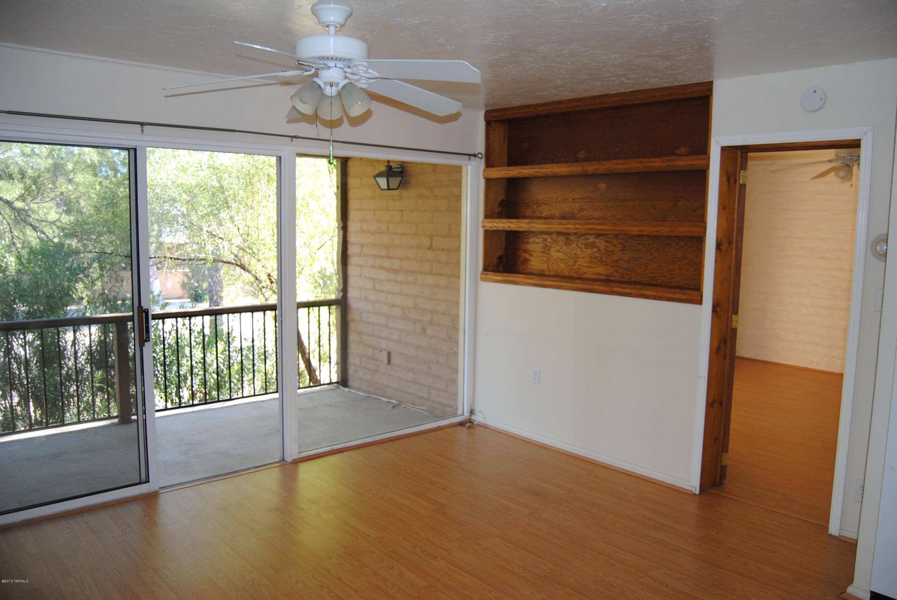 Cancha Del Golf - Residential