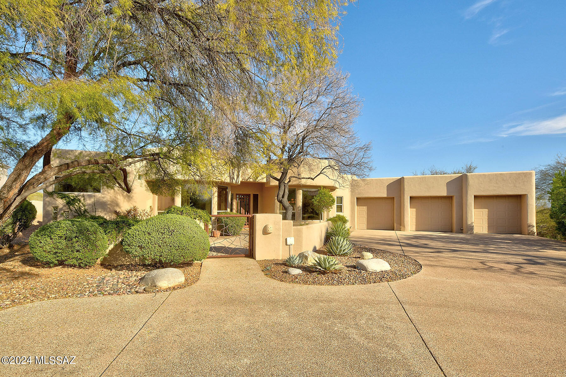Sabino Sands (1-9) - Residential