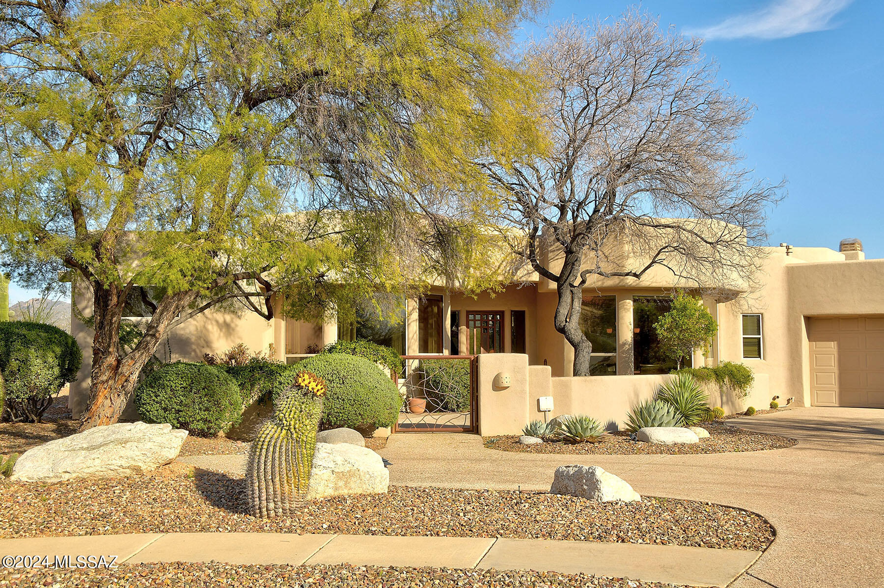Sabino Sands (1-9) - Residential