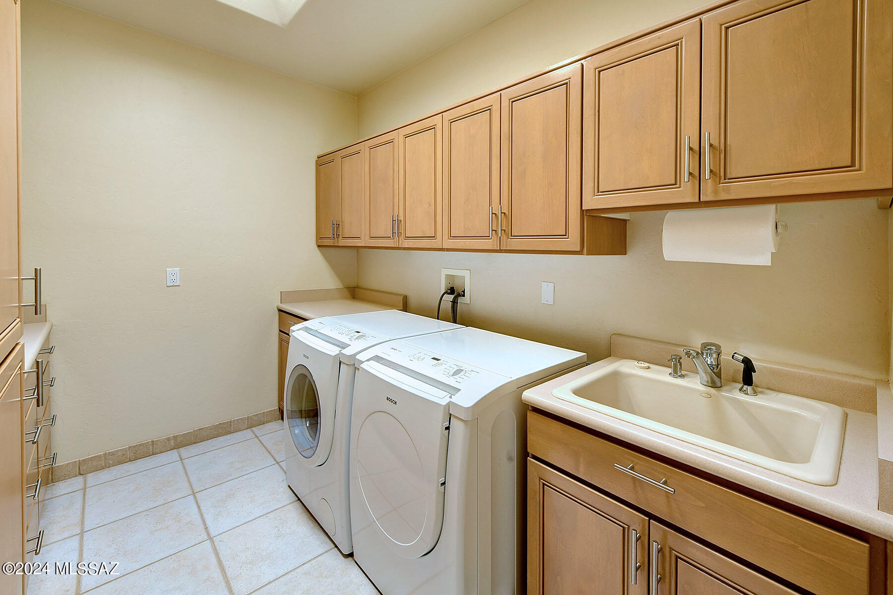 Sabino Sands (1-9) - Residential