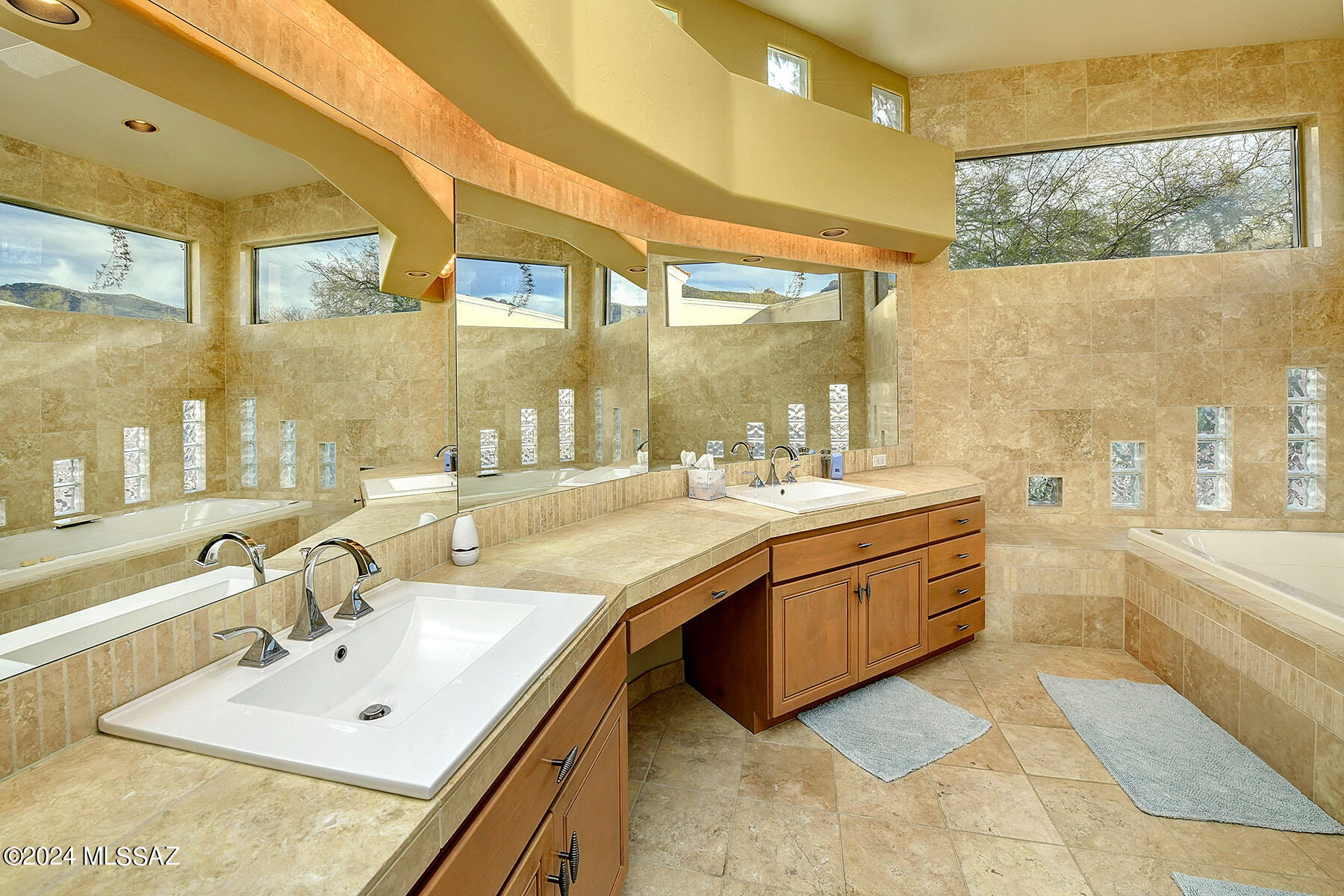 Sabino Sands (1-9) - Residential