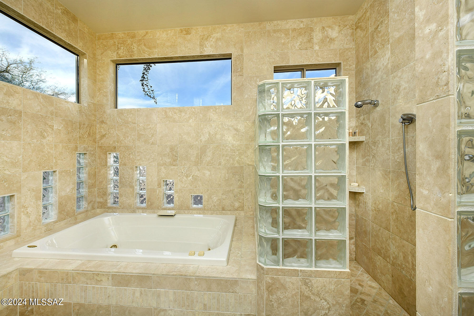Sabino Sands (1-9) - Residential