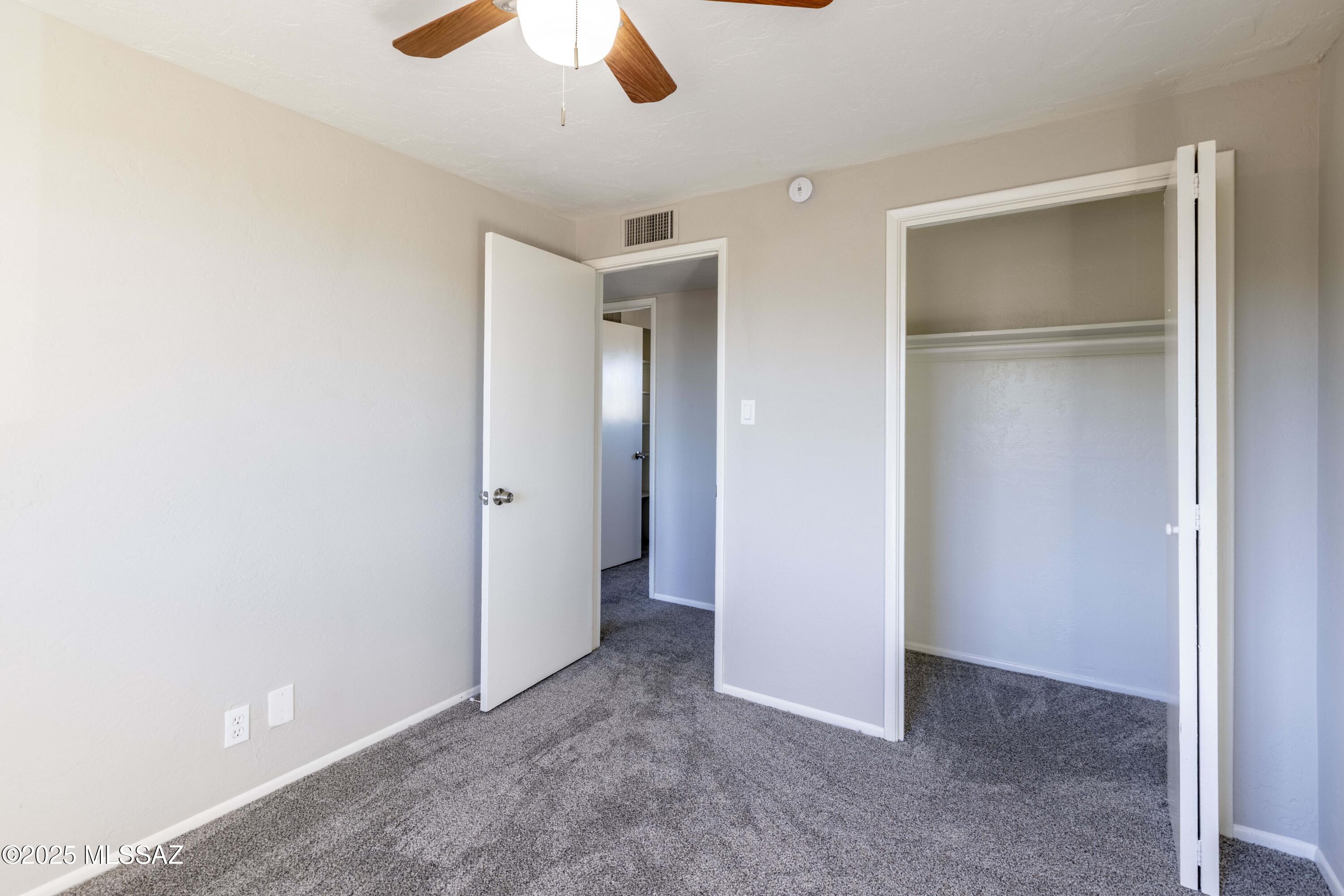 Rolling Hills Towne House - Residential