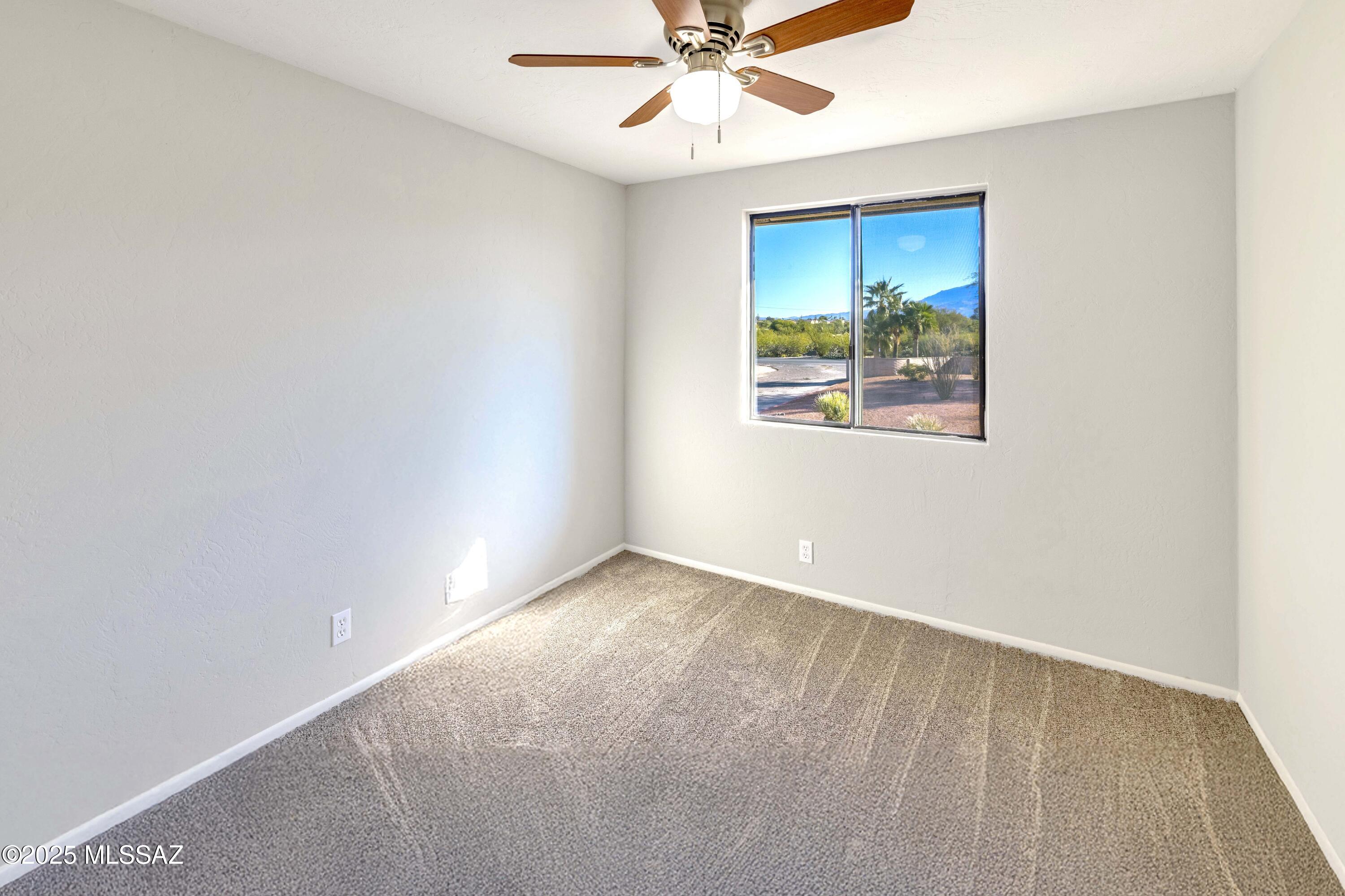 Rolling Hills Towne House - Residential