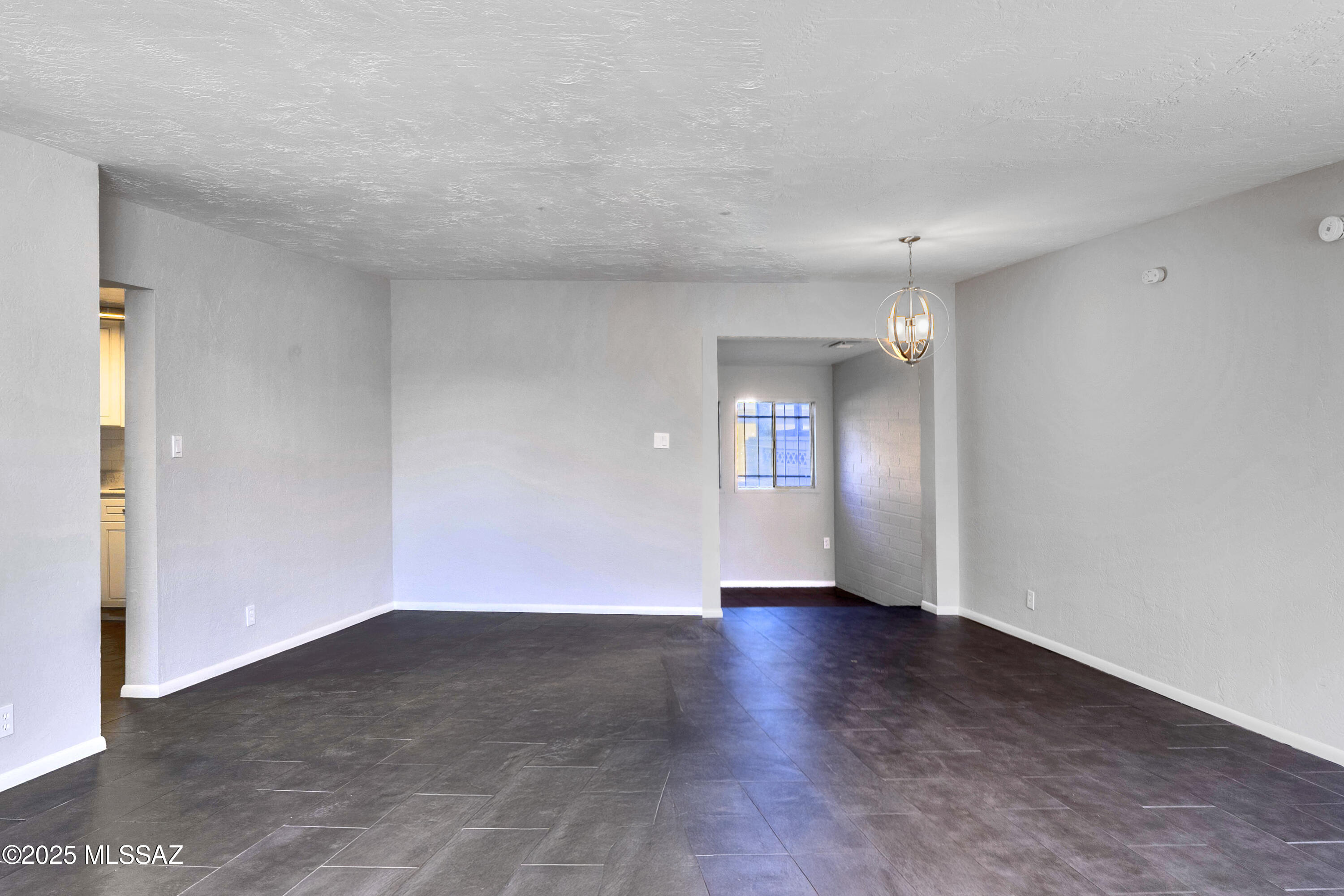 Rolling Hills Towne House - Residential