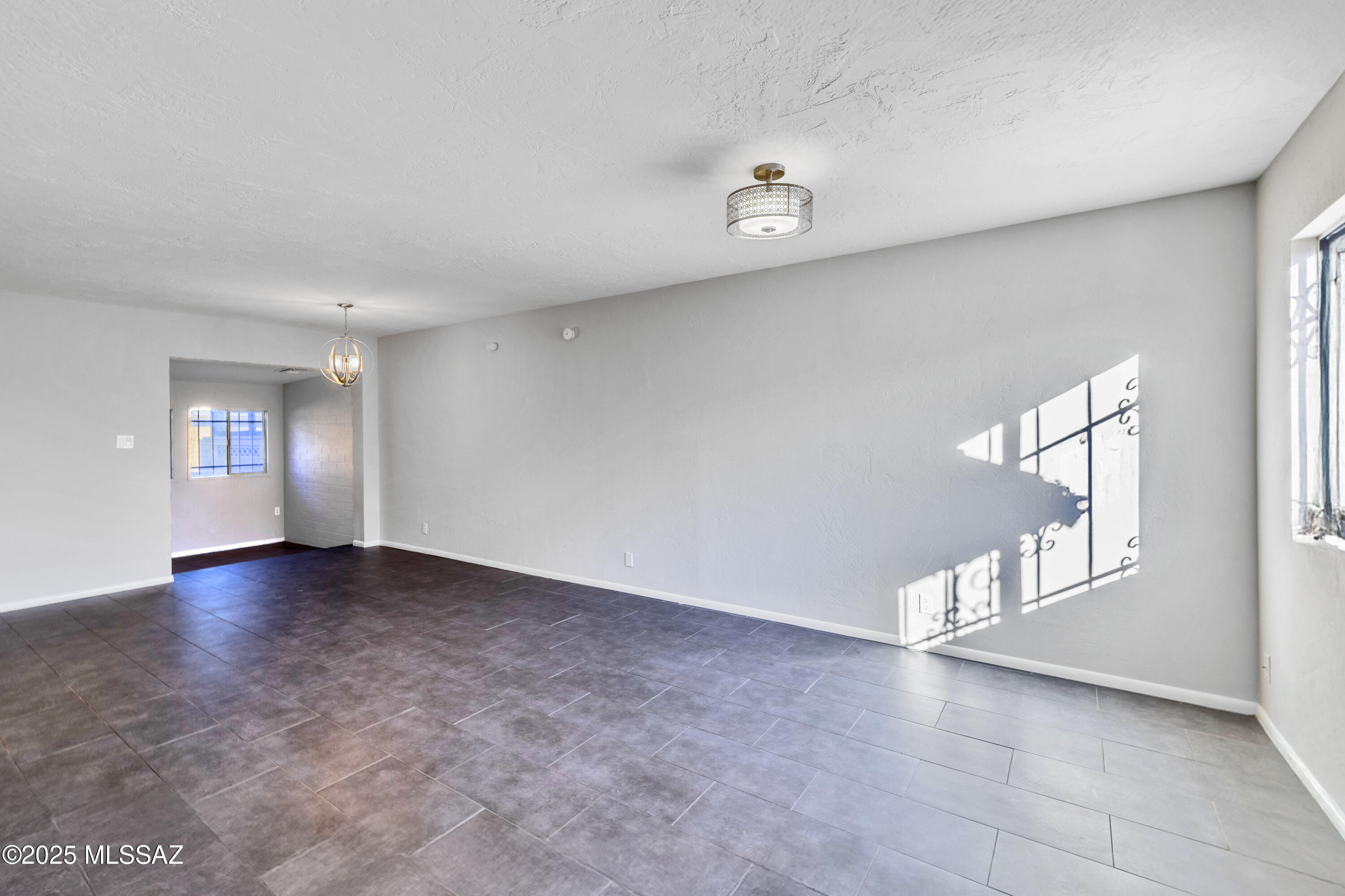 Rolling Hills Towne House - Residential