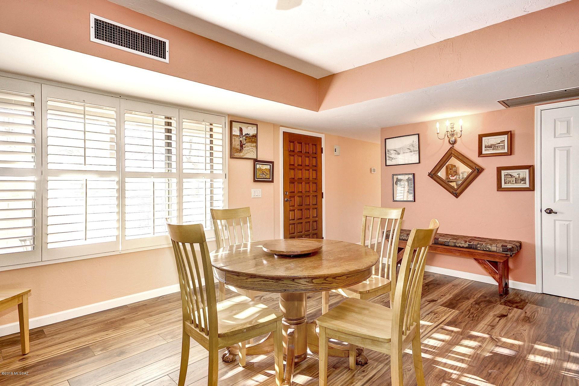 Valle Verde Del Norte (1-100) - Residential