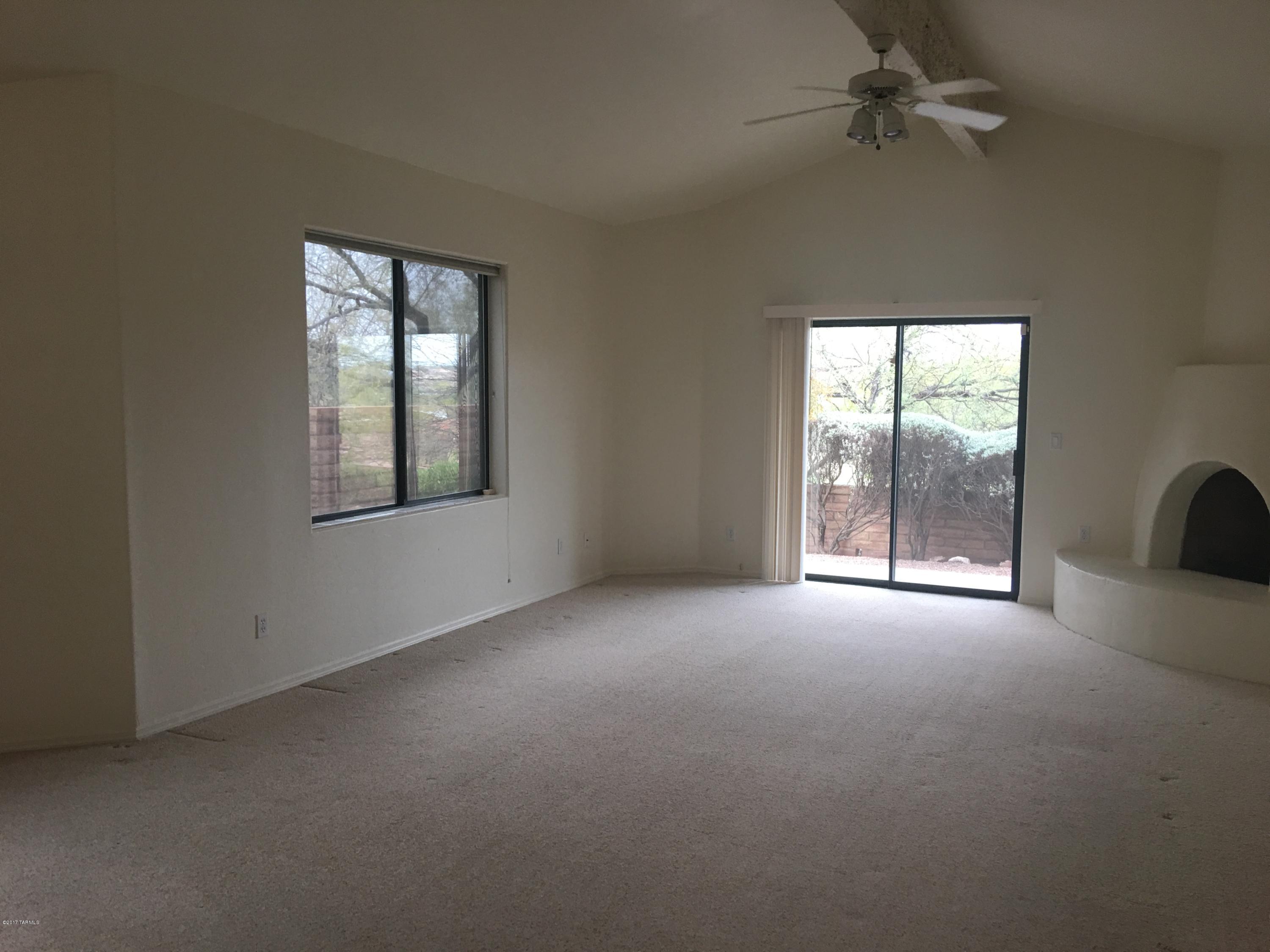 Valle Del Oro Townhomes (1-90) - Residential Lease