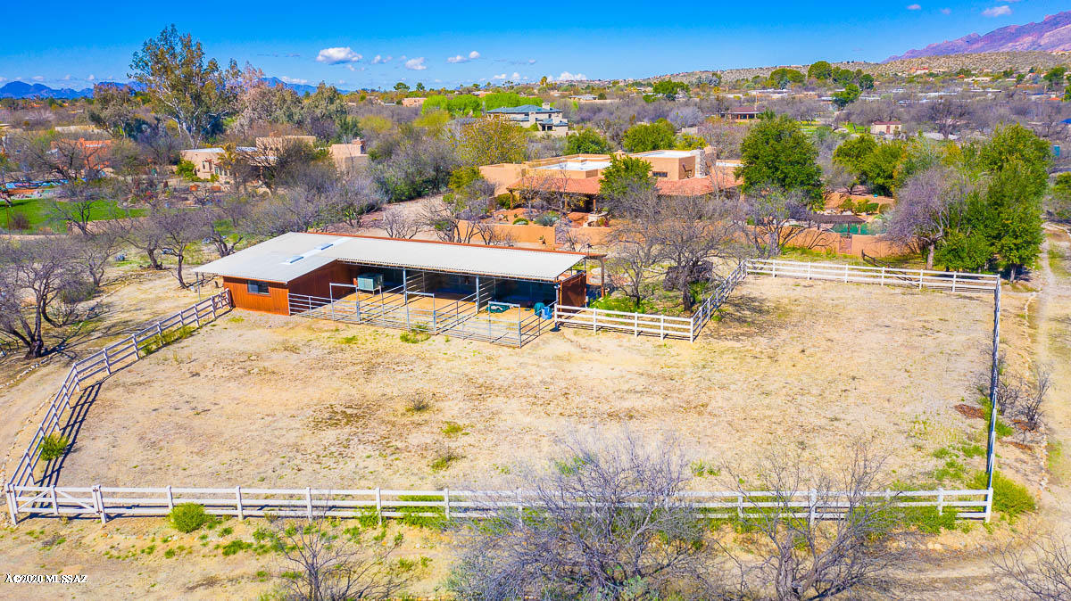 La Cienega (1-17) - Residential