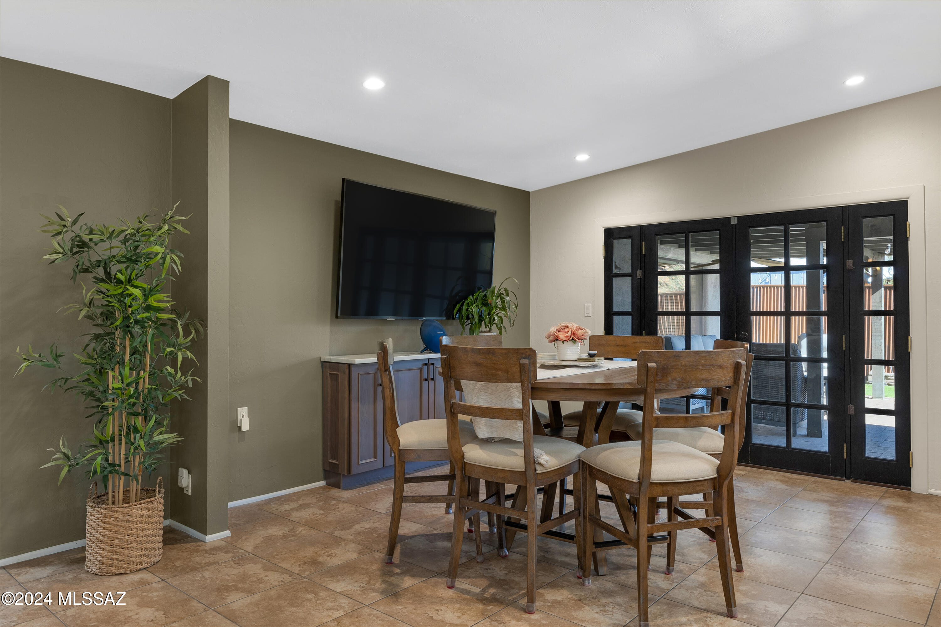 Bear Canyon Hills - Residential