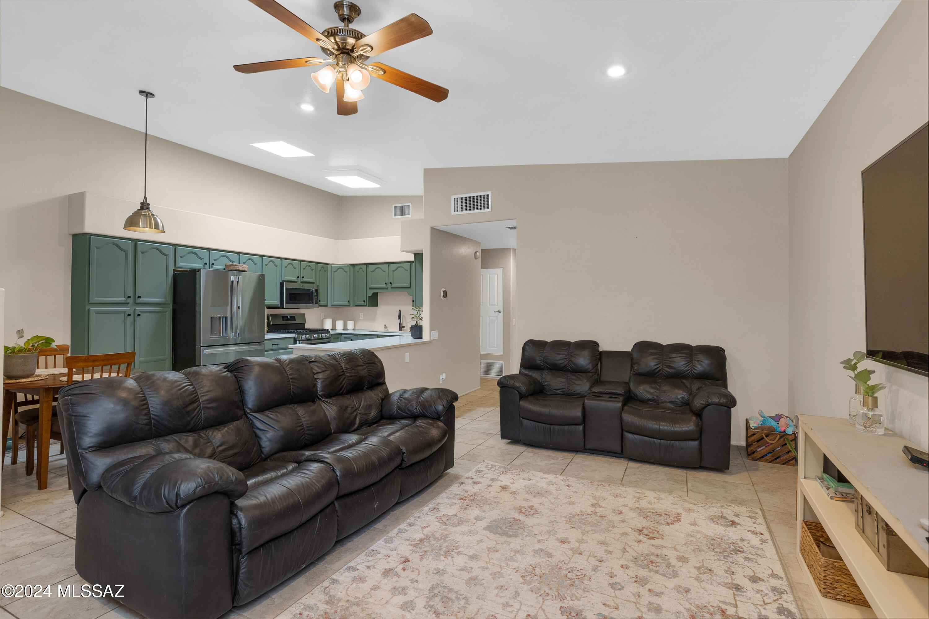 Bear Canyon Hills - Residential