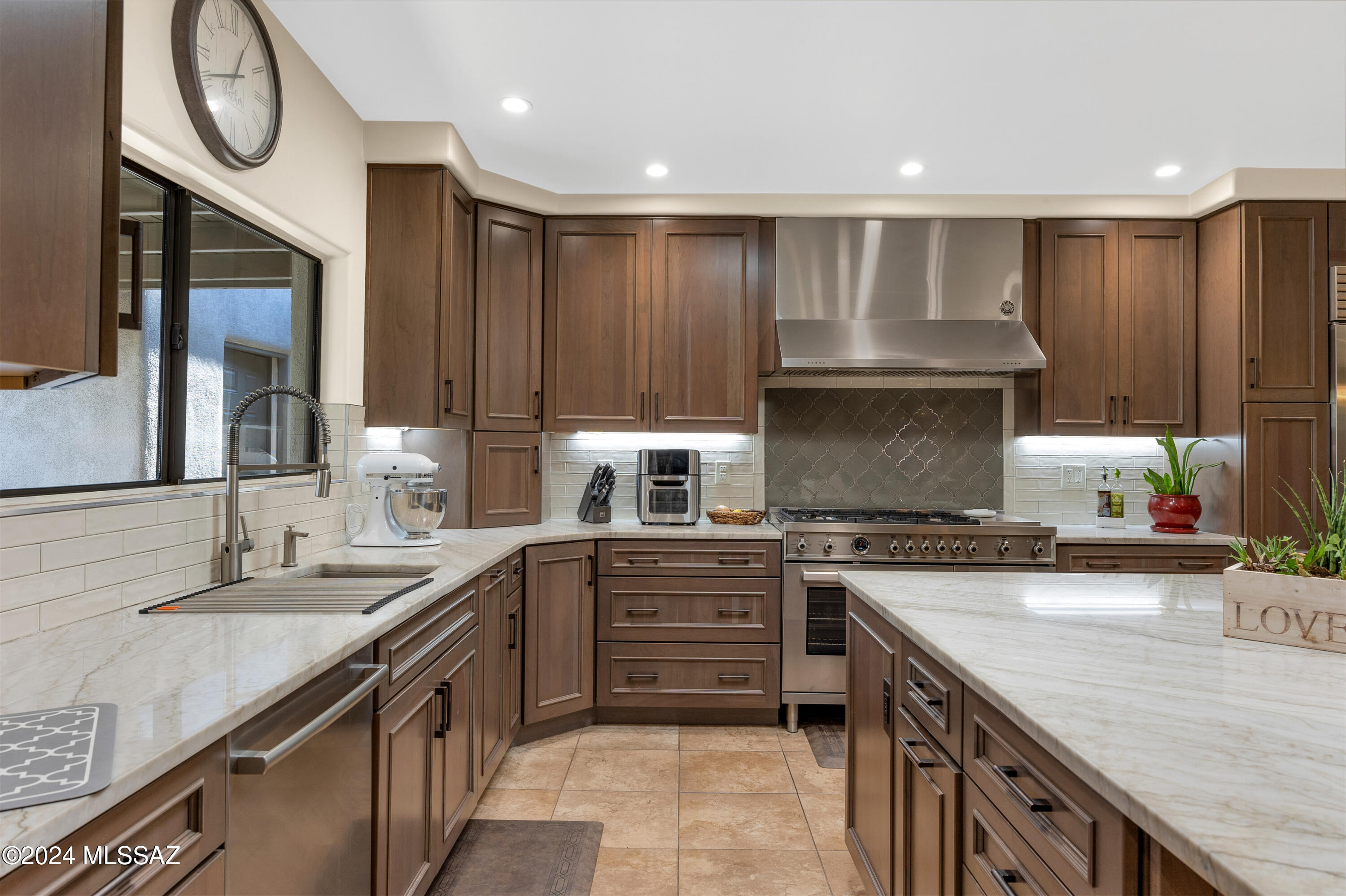 Bear Canyon Hills - Residential