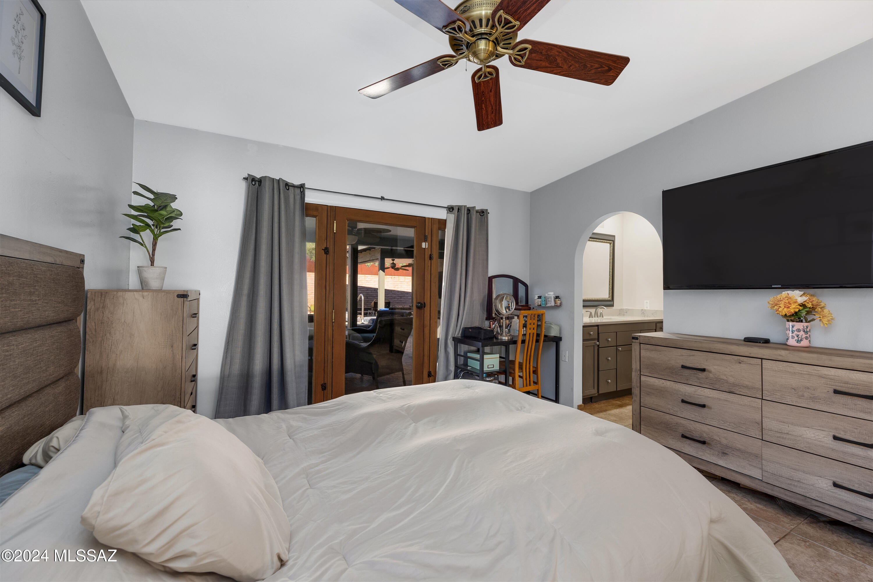 Bear Canyon Hills - Residential