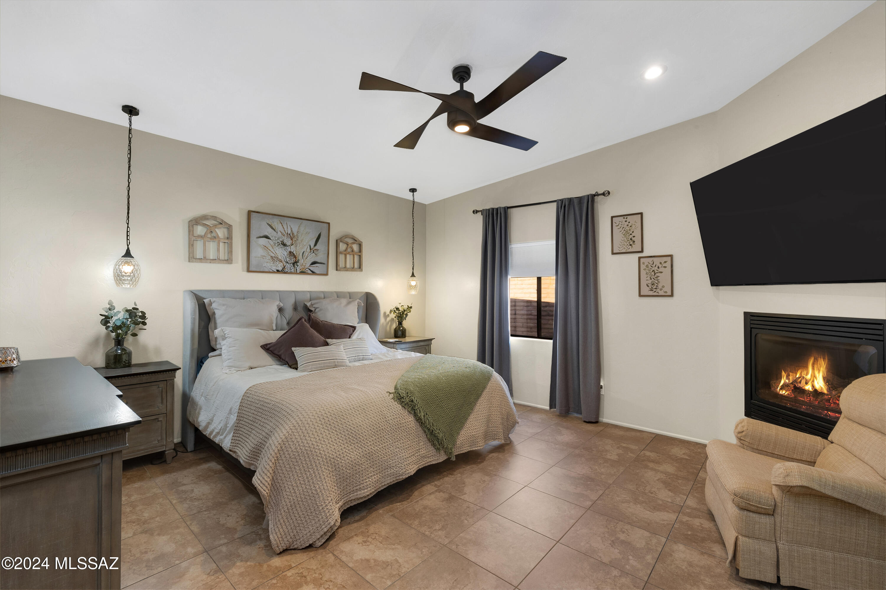 Bear Canyon Hills - Residential