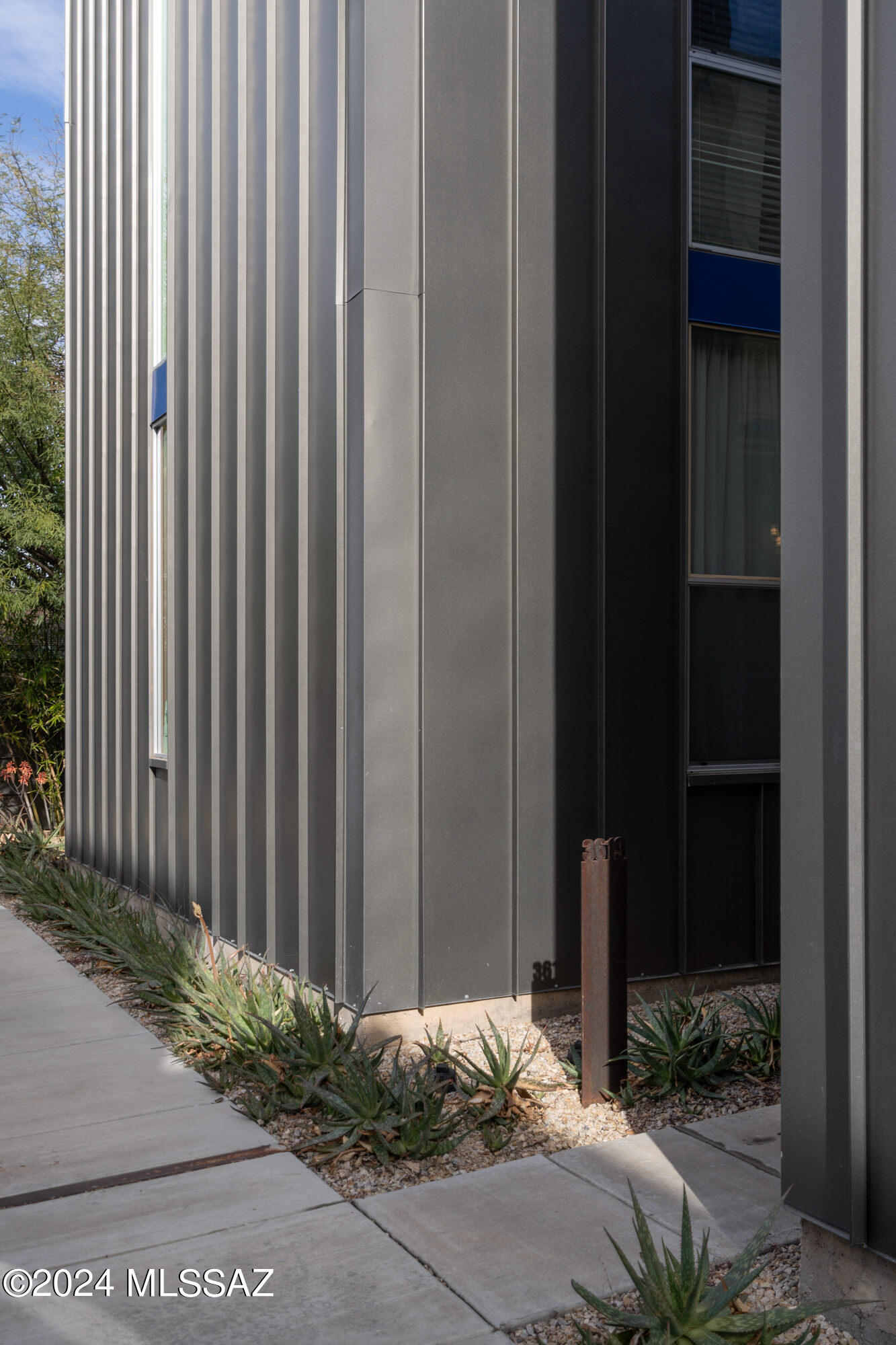 Indigo Modern - Residential