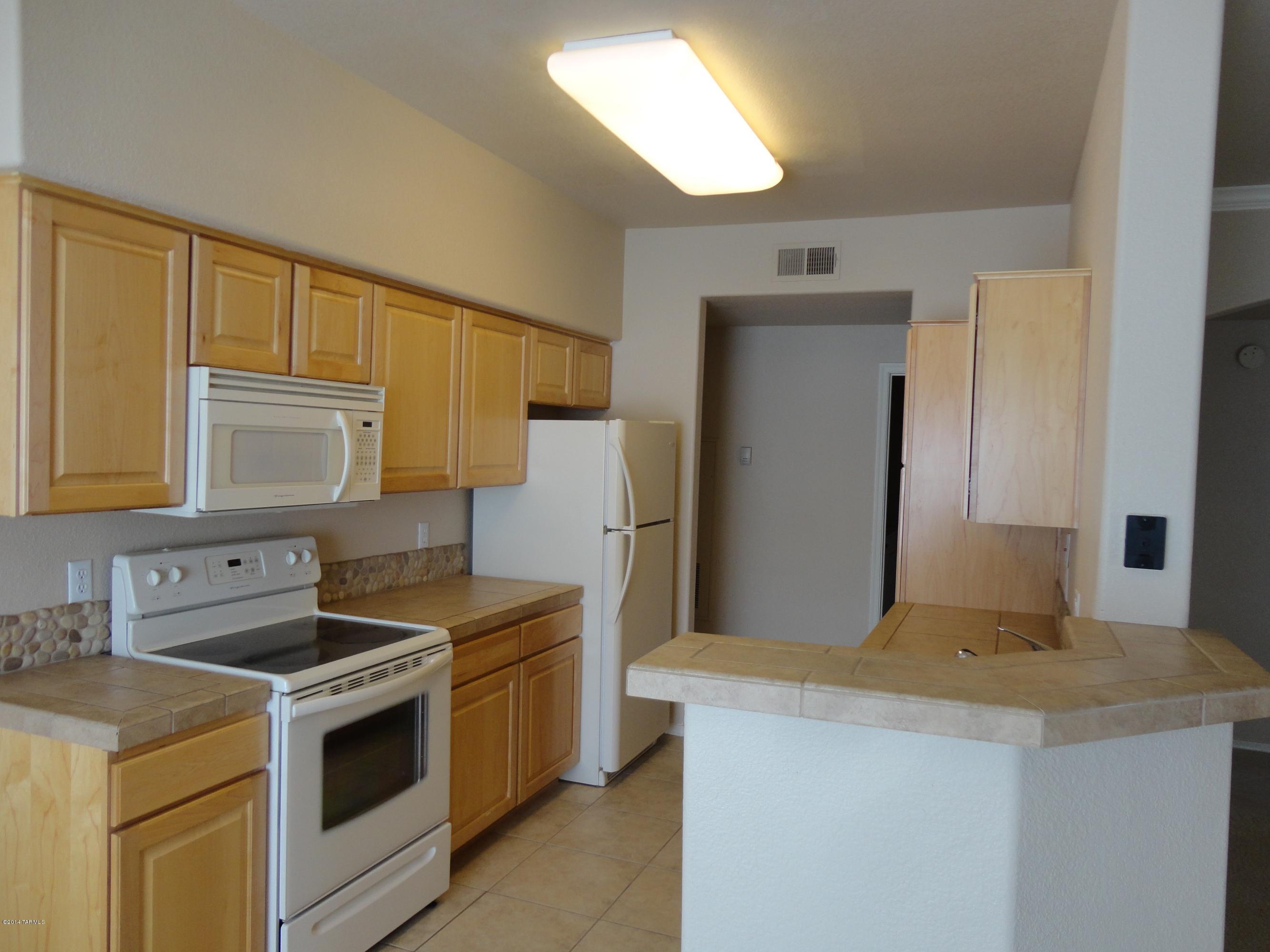 Pinnacle Canyon Condominium - Residential