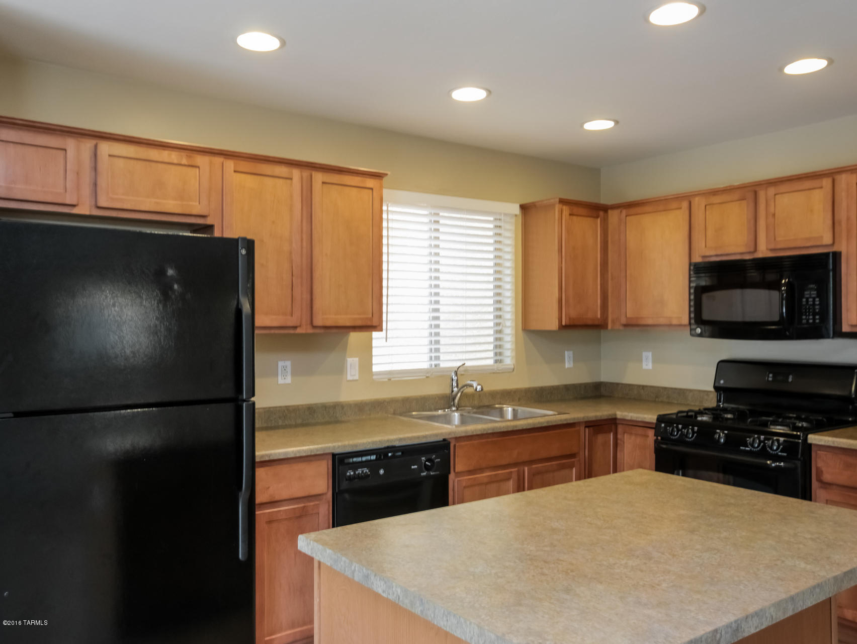 Presidio De La Tierra - Residential Lease