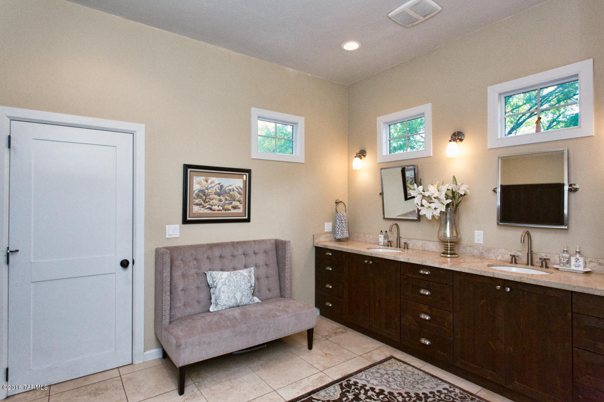 Country Club Estates NO. 1 - Residential