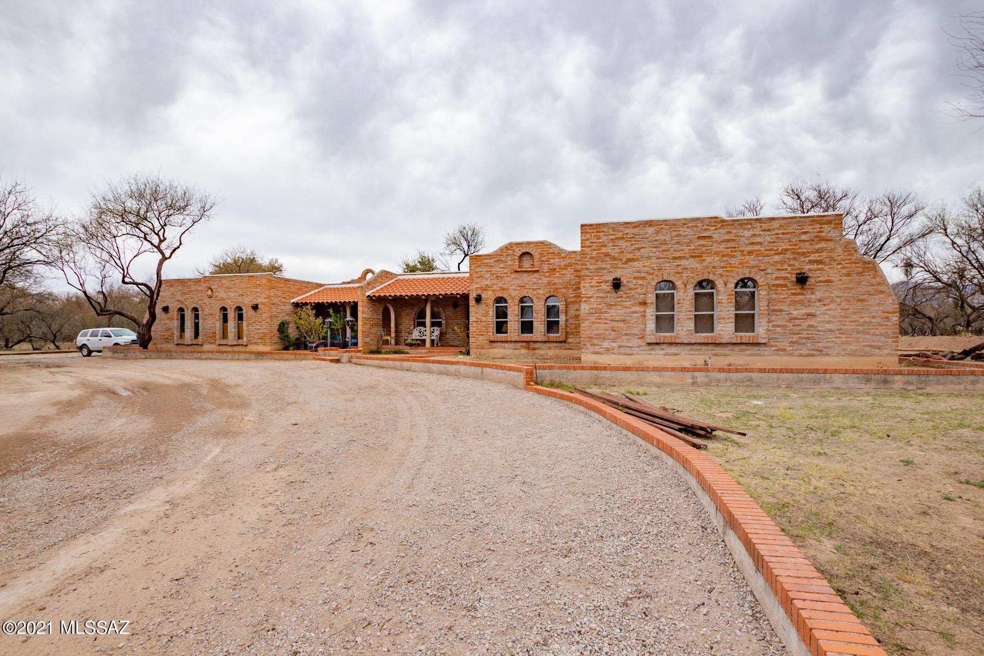 Tanque Verde Village - Residential