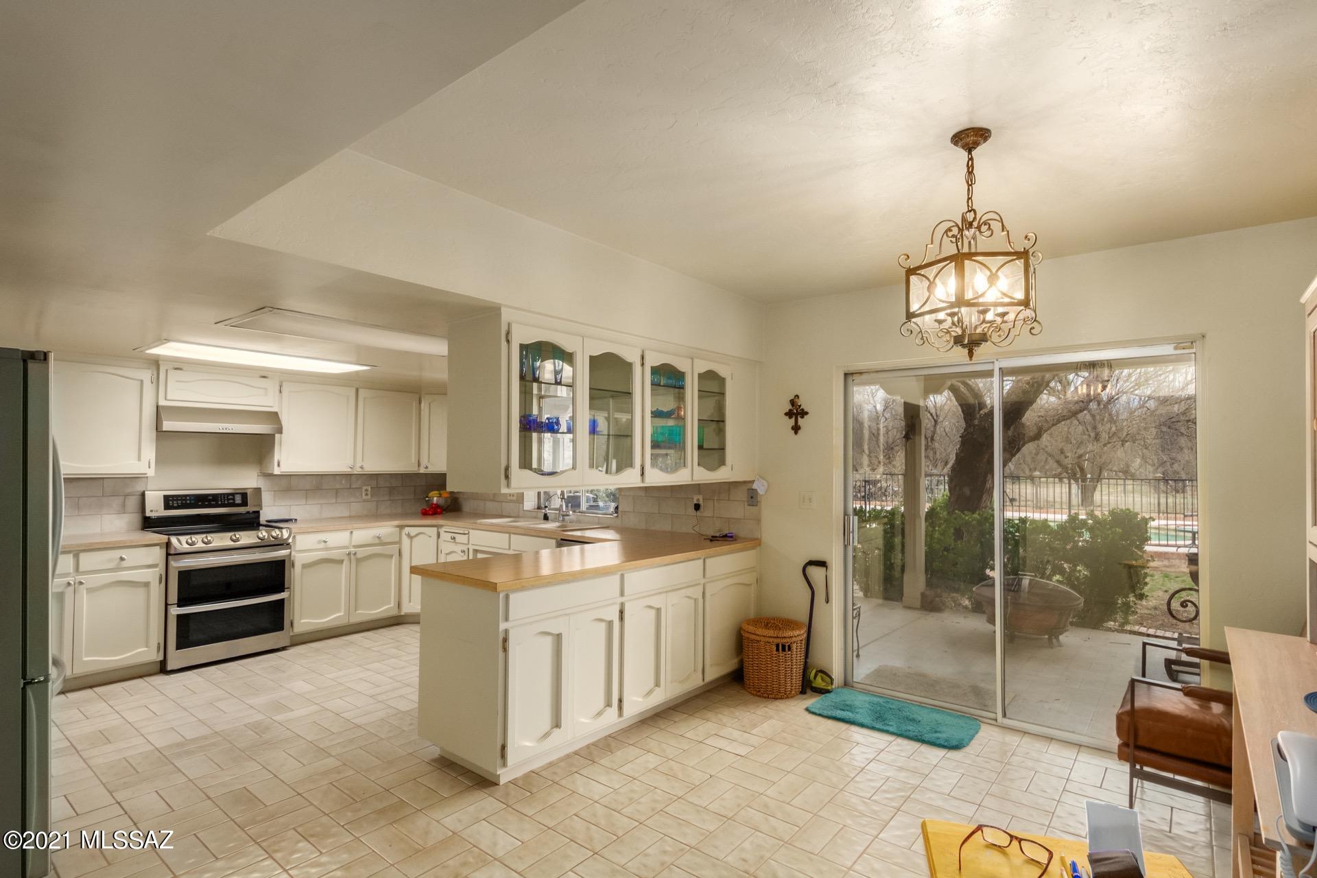 Tanque Verde Village - Residential