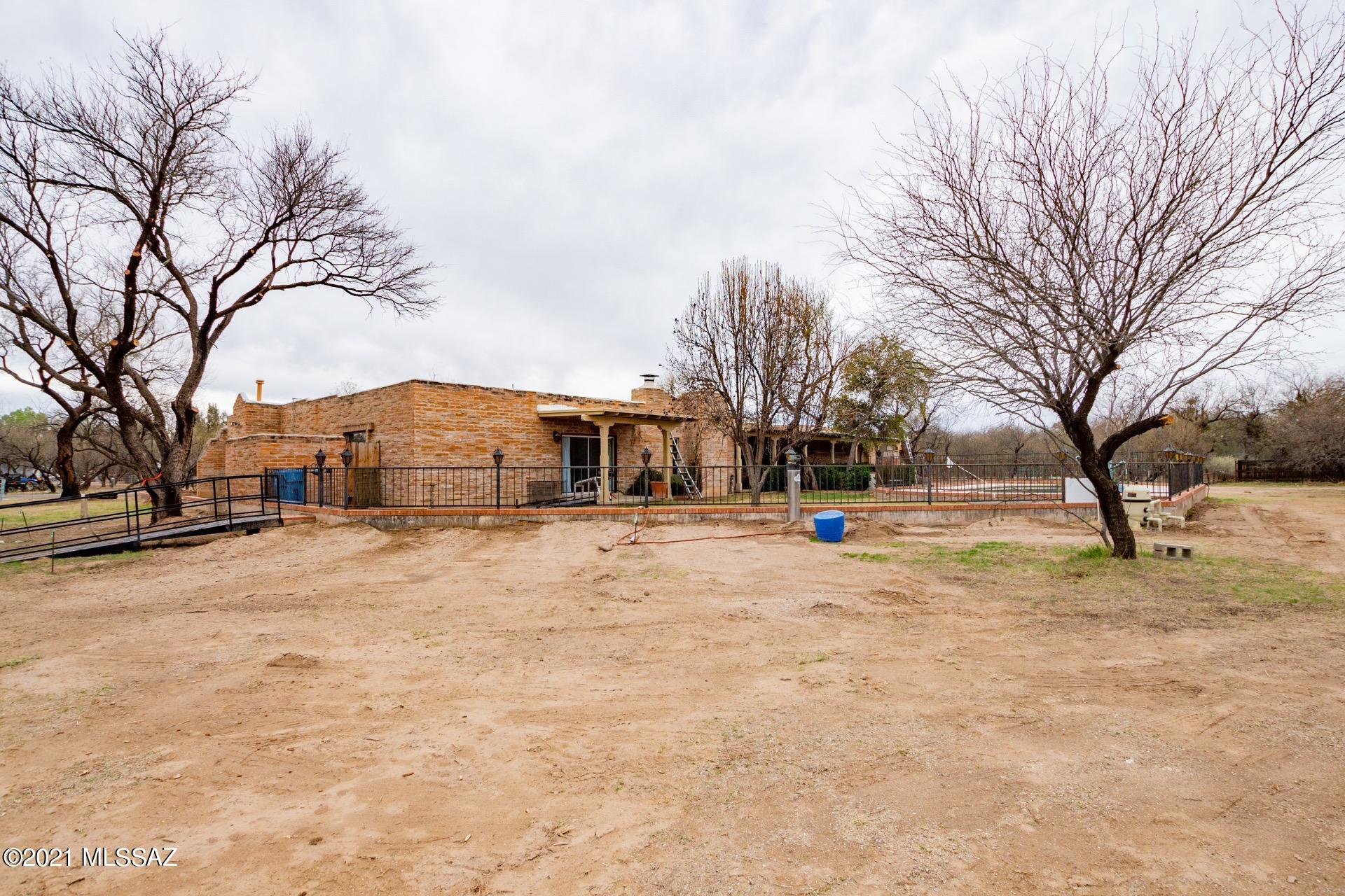 Tanque Verde Village - Residential