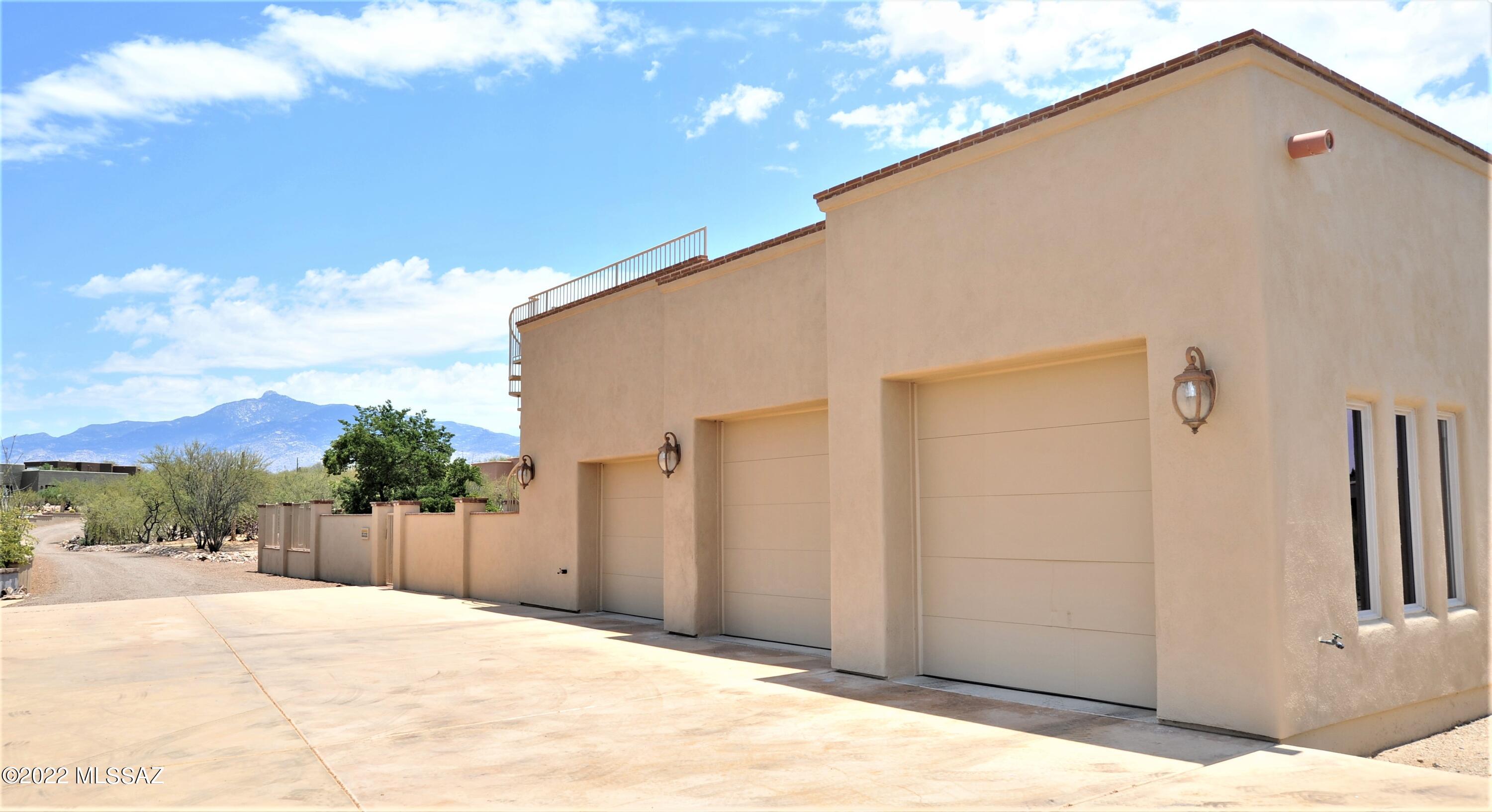 Coyote Creek (1-395) - Residential