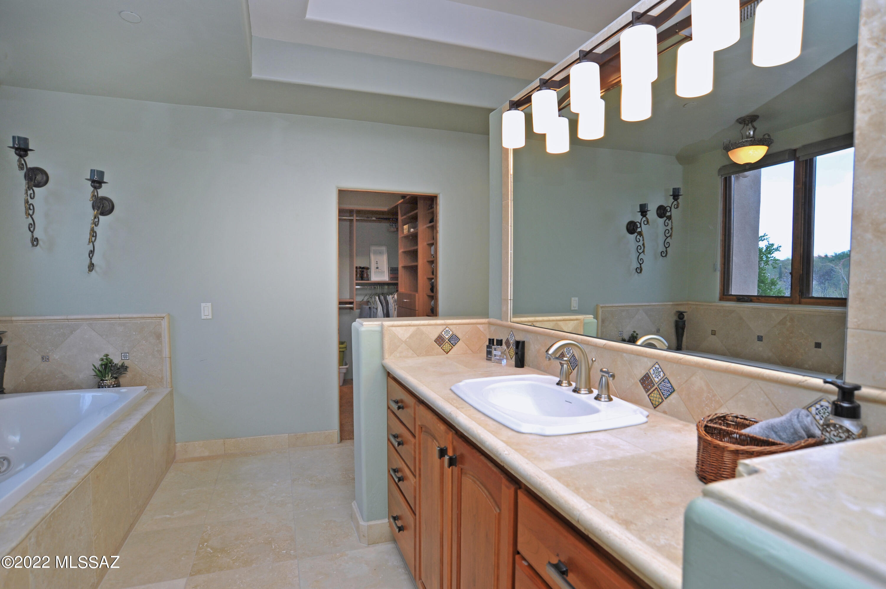 Coyote Creek (1-395) - Residential