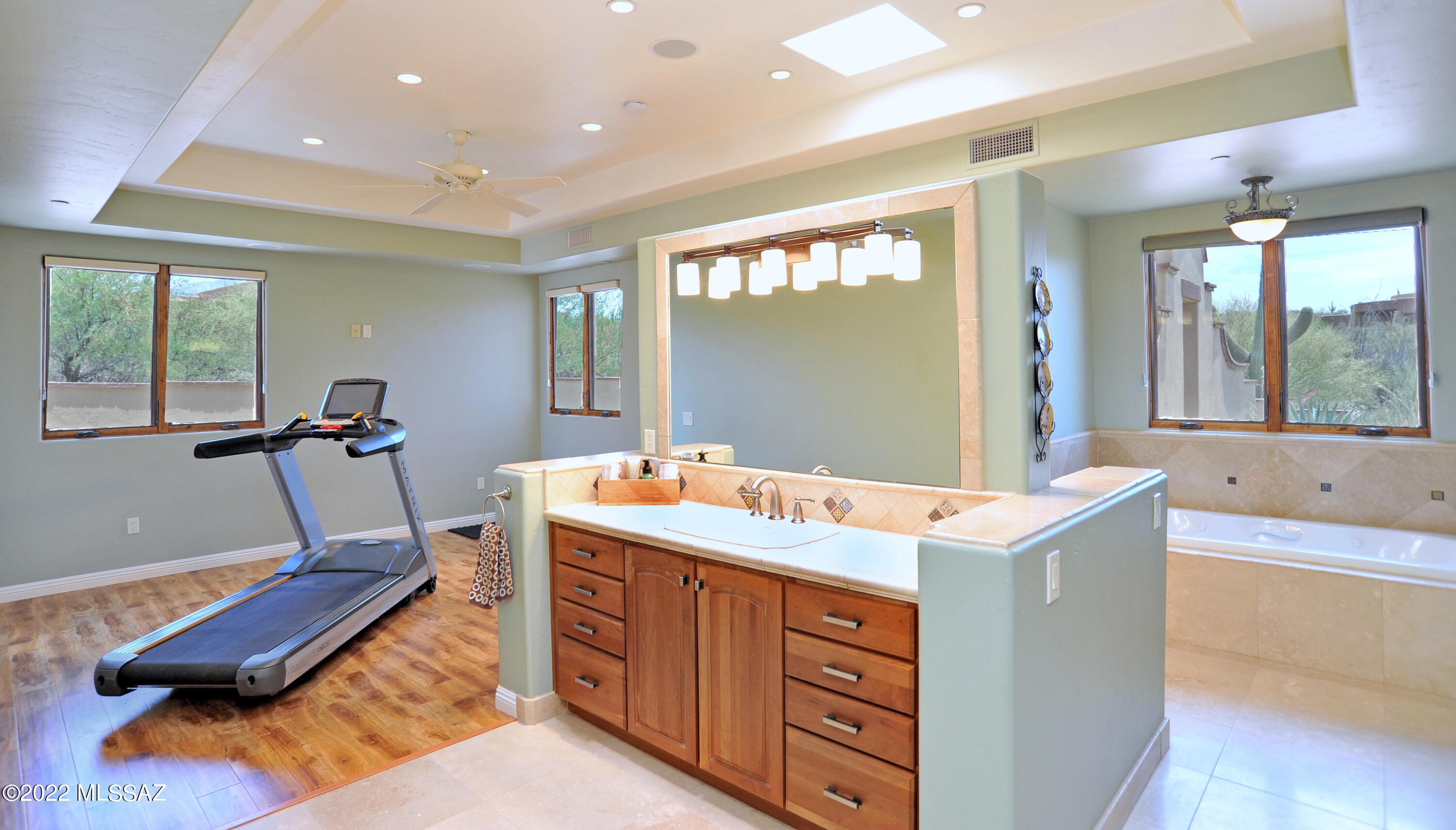 Coyote Creek (1-395) - Residential