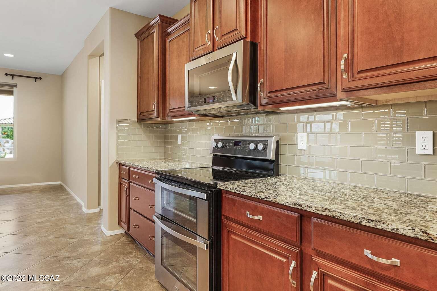 Del Webb At Dove Mountain SQ20131930189 - Residential