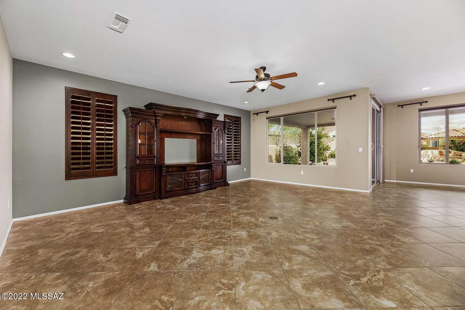 Del Webb At Dove Mountain SQ20131930189 - Residential