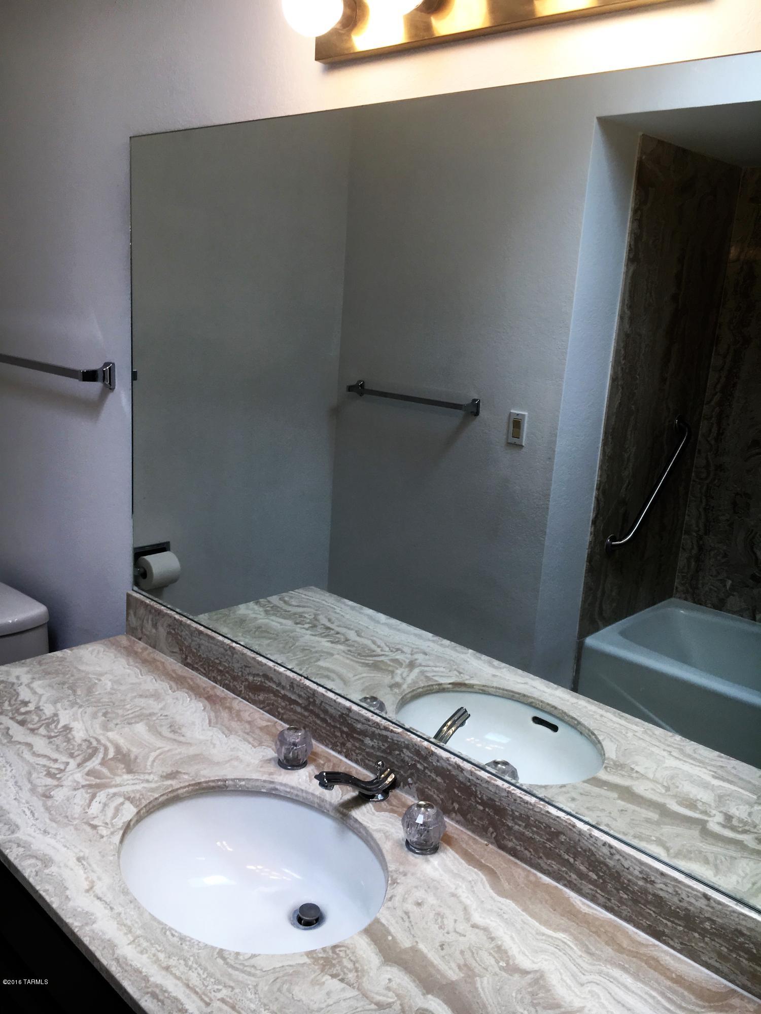 Tierra Serena Townhouses (1-117) - Residential Lease
