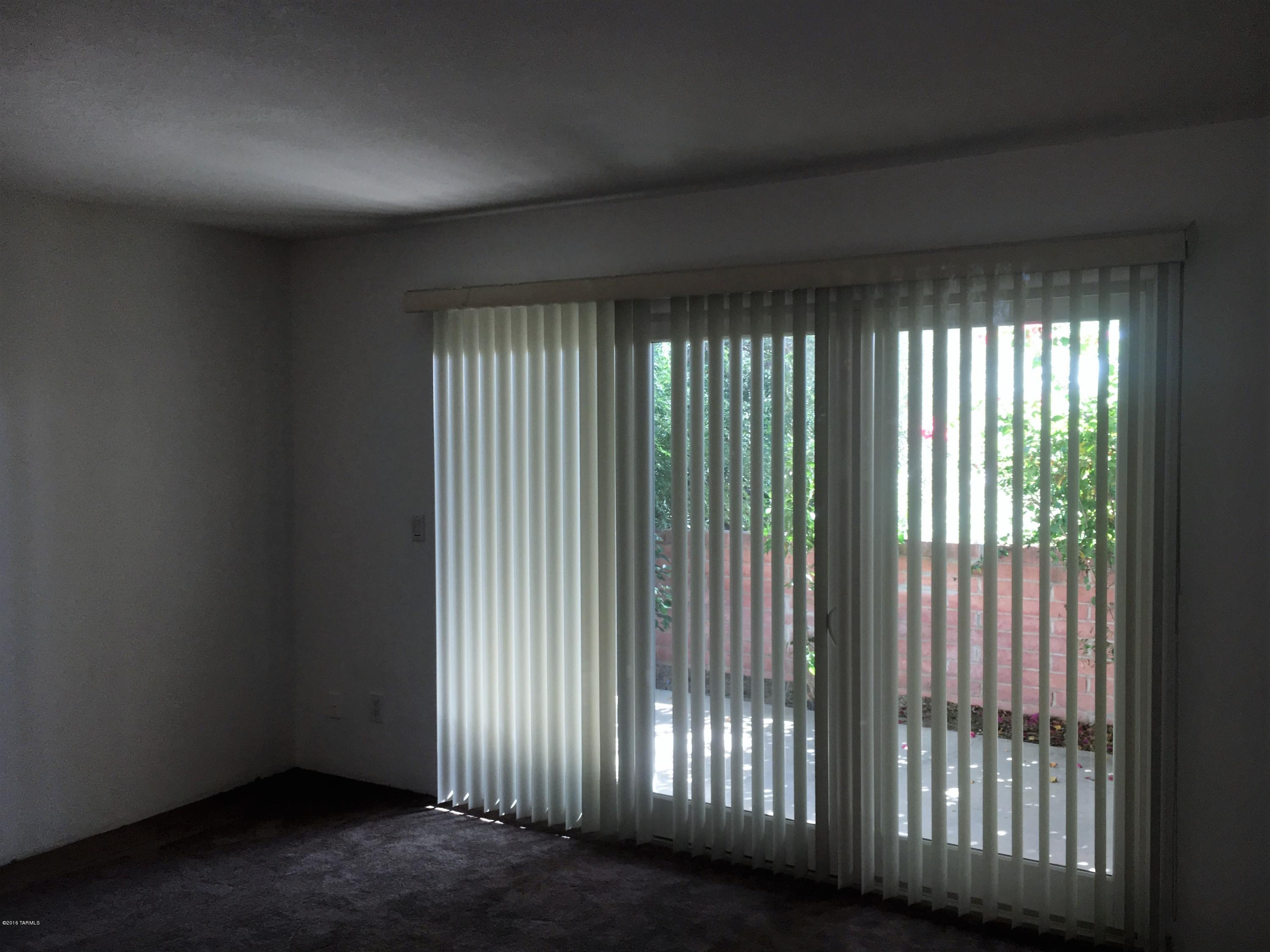 Tierra Serena Townhouses (1-117) - Residential Lease