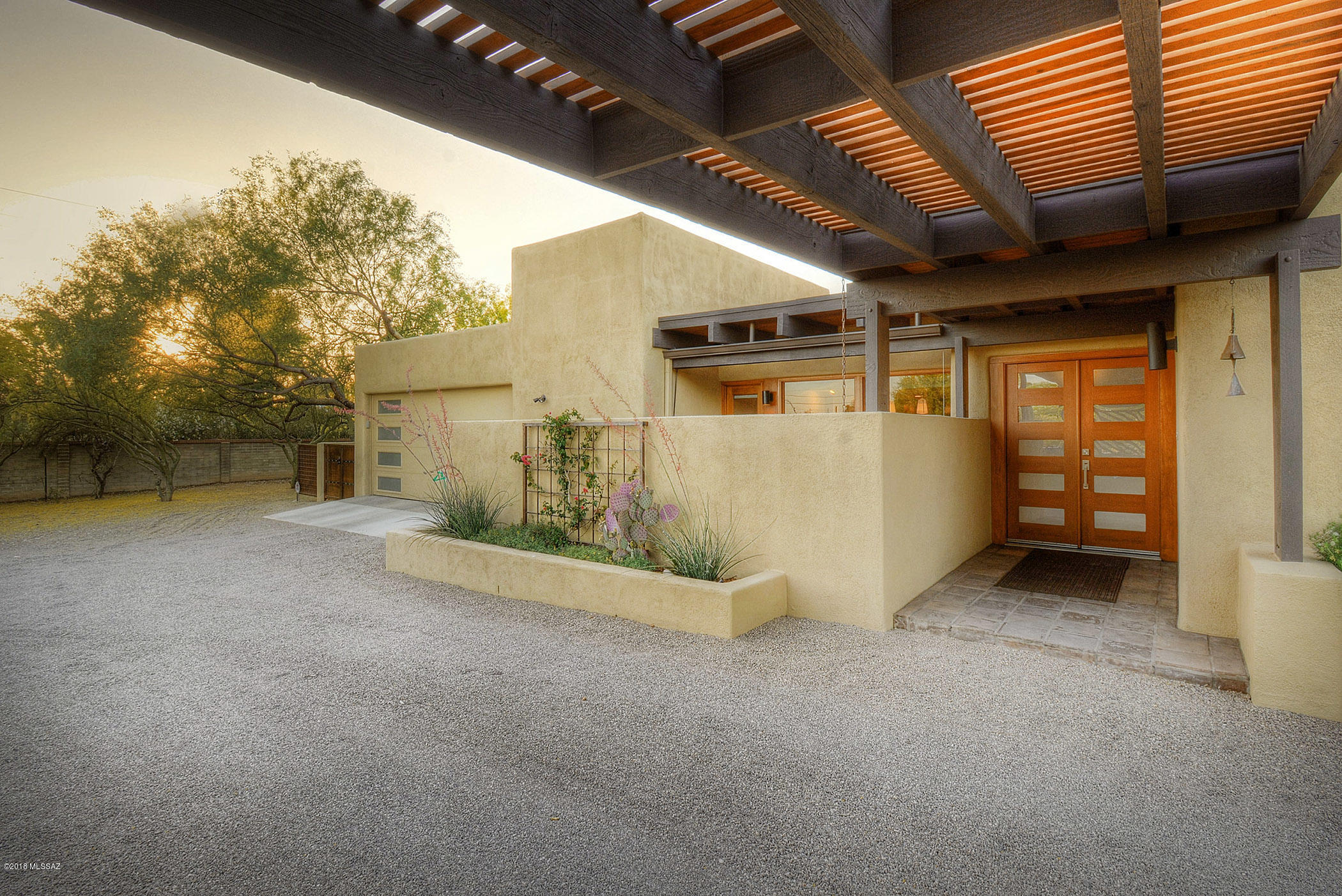 Paseo Los Altos (1-8) - Residential
