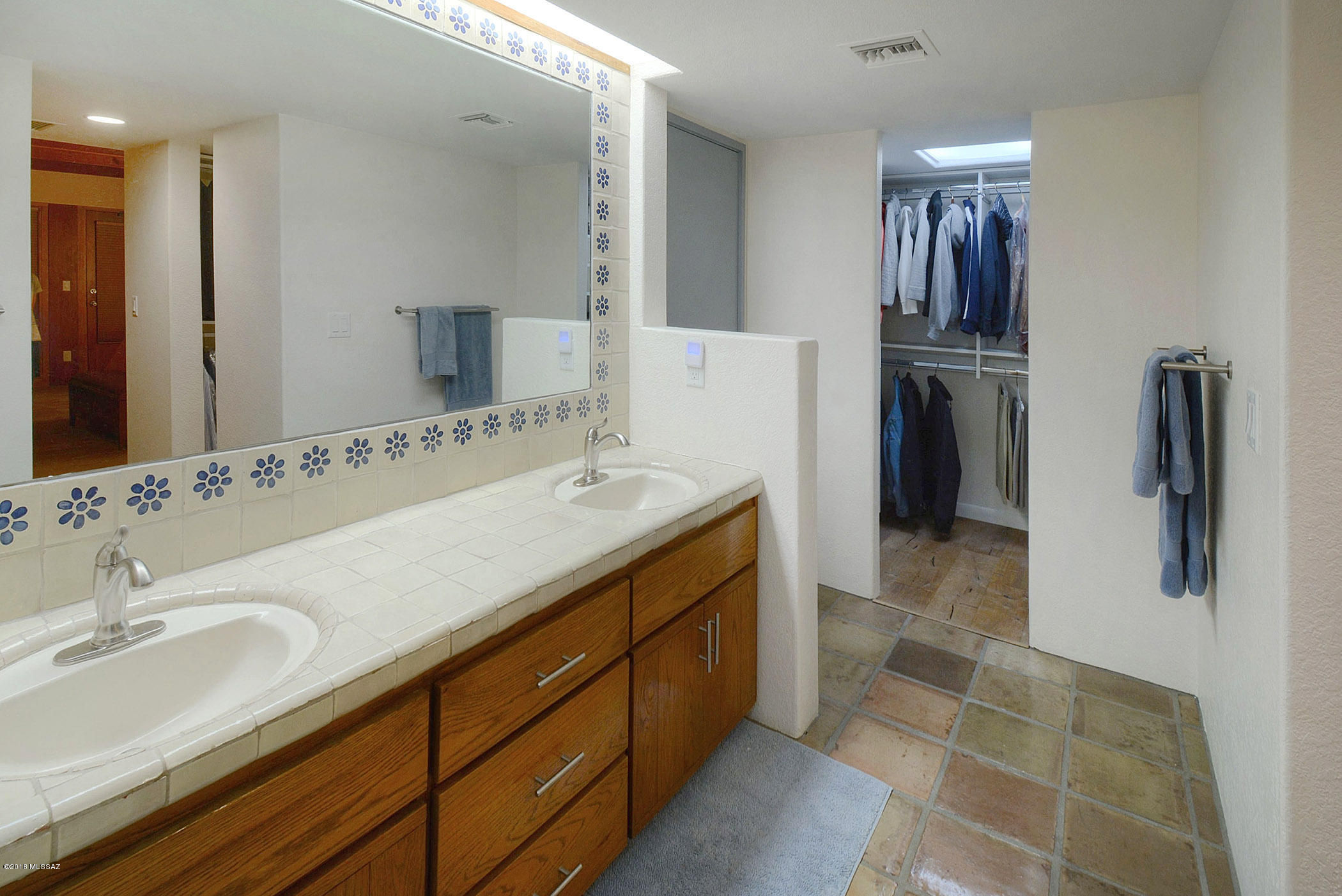Paseo Los Altos (1-8) - Residential