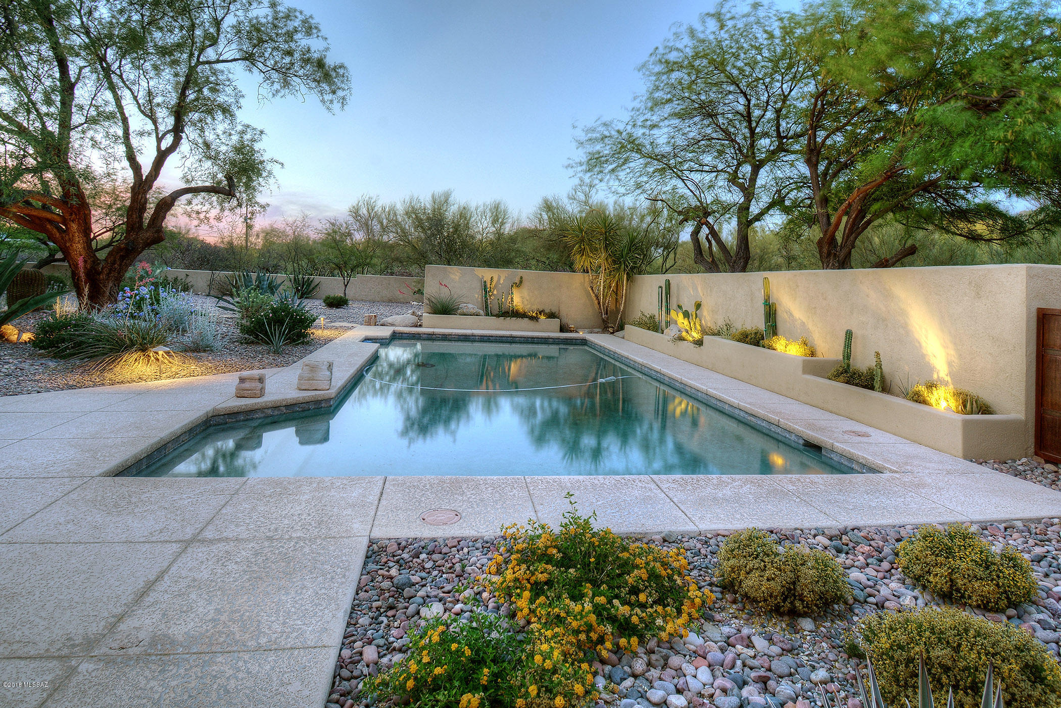 Paseo Los Altos (1-8) - Residential