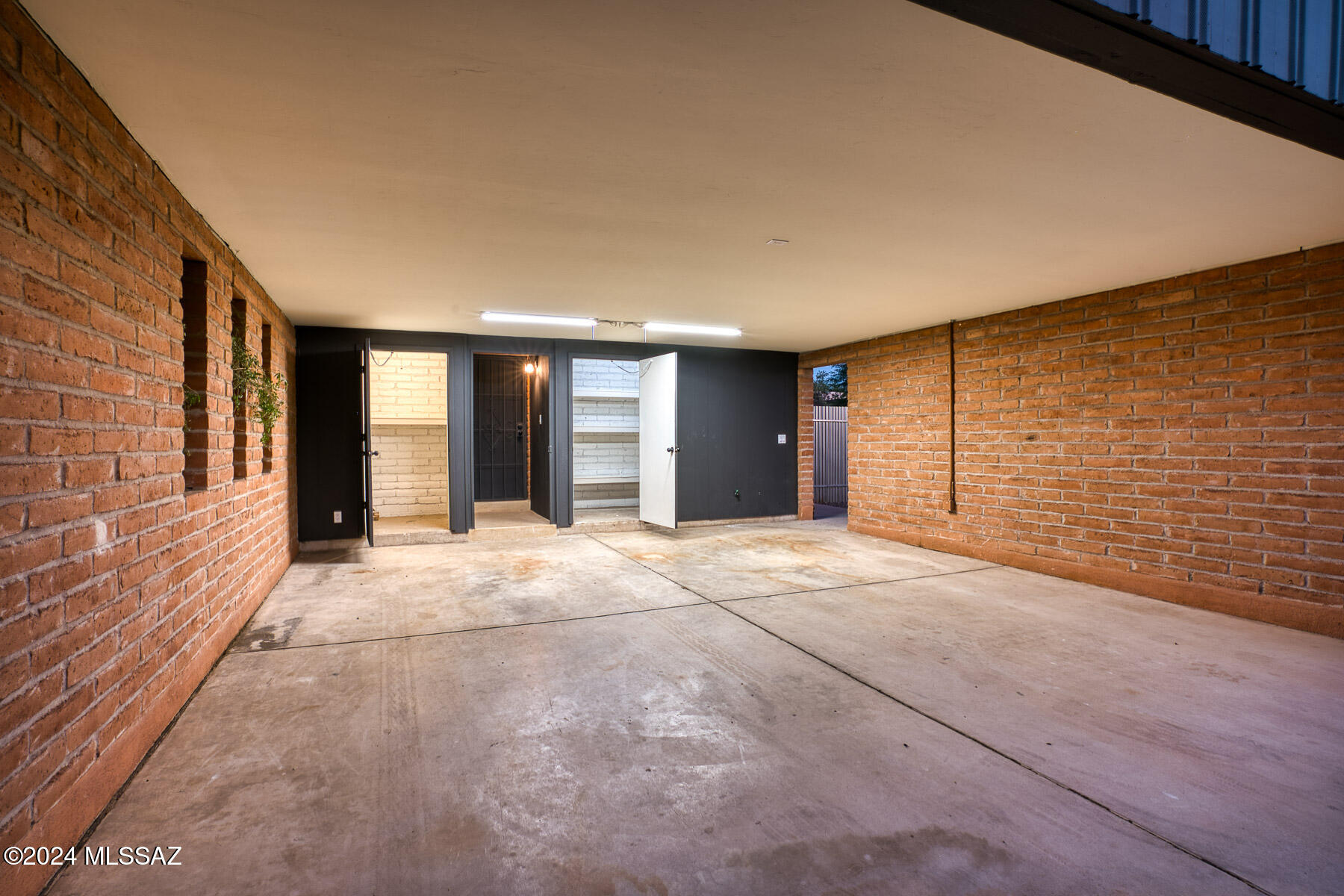 Harold Bell Wright Estates - Residential