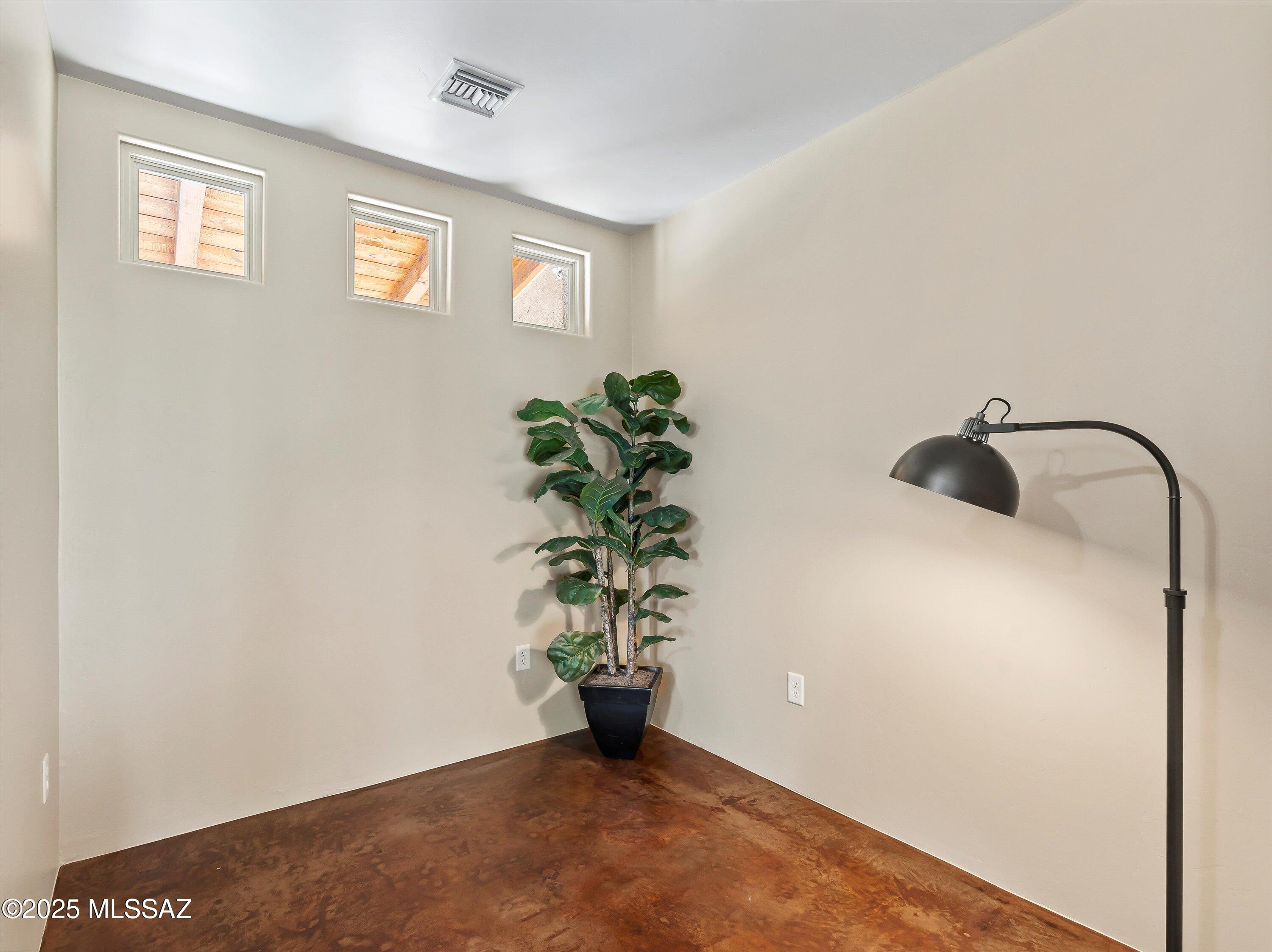 Unsubdivided - Residential